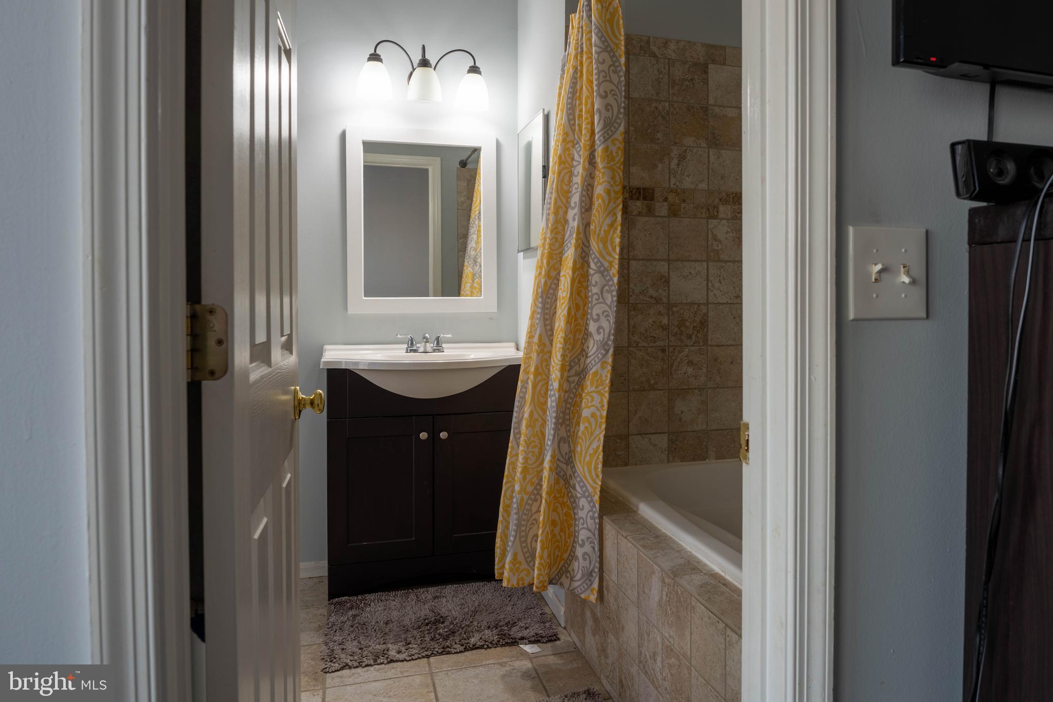 RIDGEFIELD CROSSING - Residential