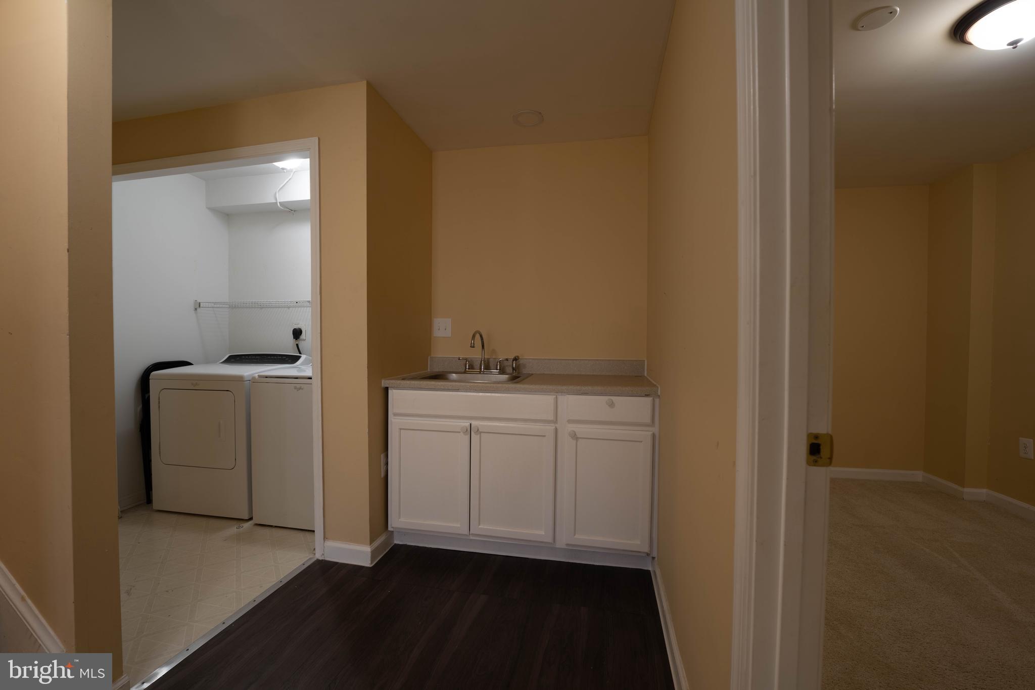 RIDGEFIELD CROSSING - Residential