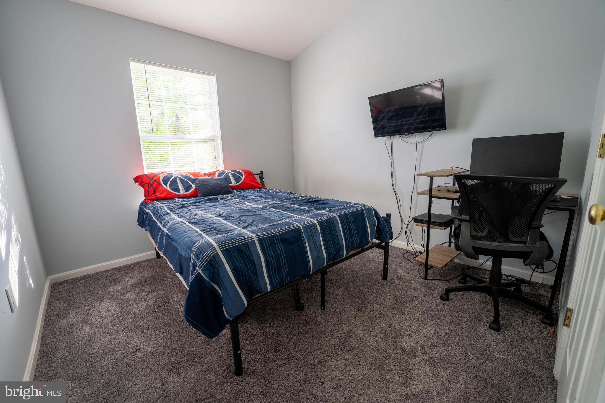 RIDGEFIELD CROSSING - Residential