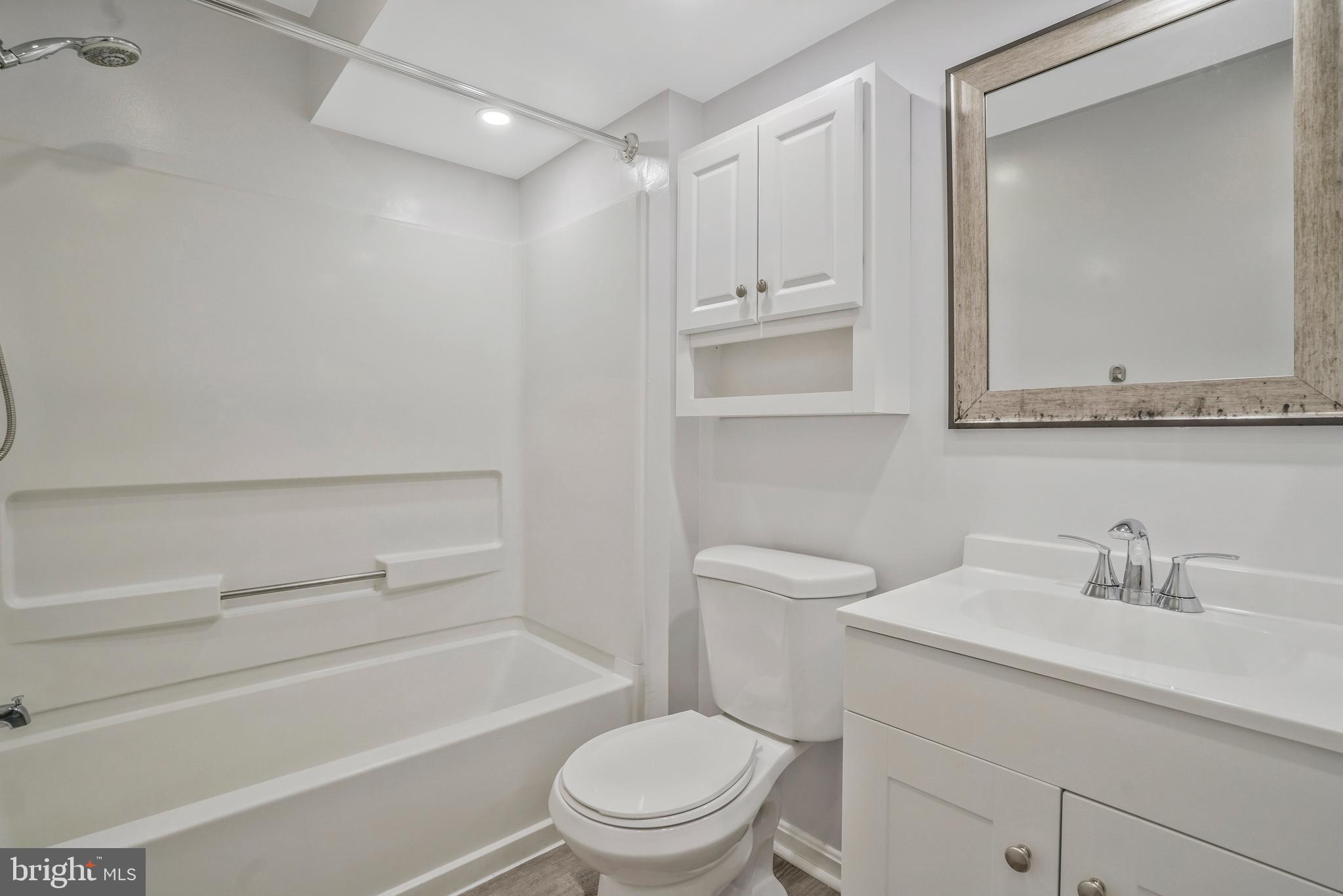 OLDE MILL - Residential Lease