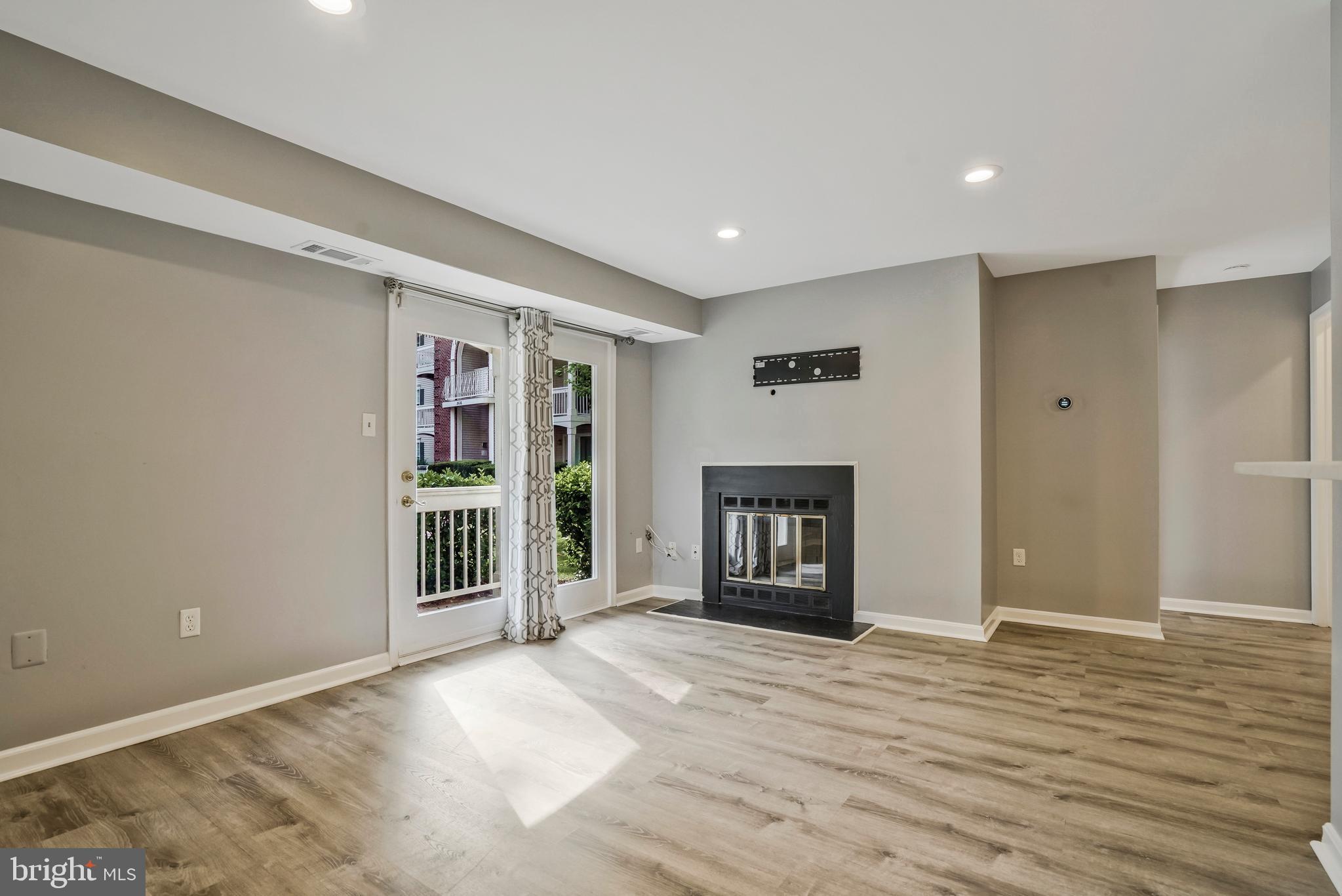 OLDE MILL - Residential Lease