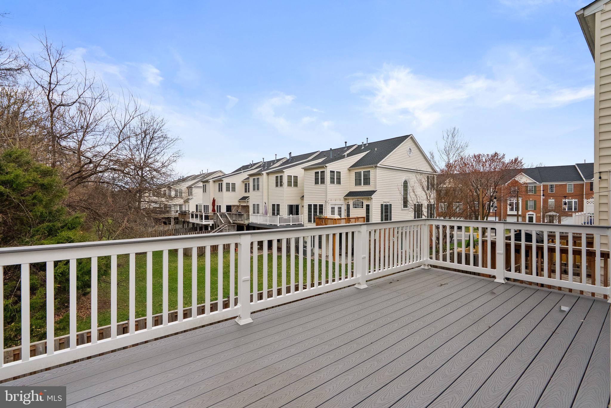 CROFTON MANOR - Residential