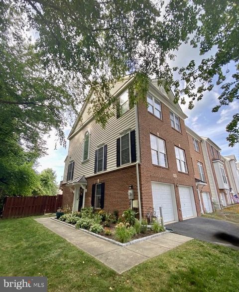 2014 DALEWOOD COURT CROFTON MD 21114