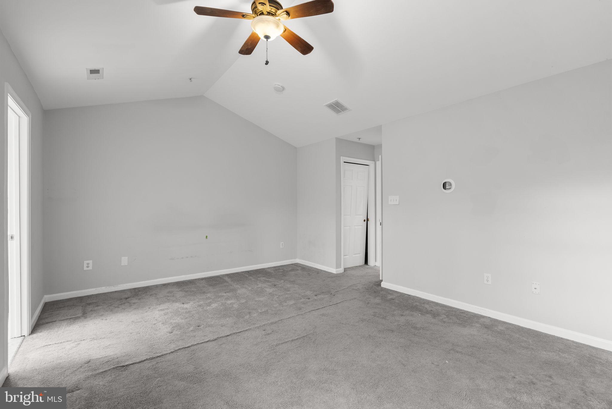 CROFTON MANOR - Residential