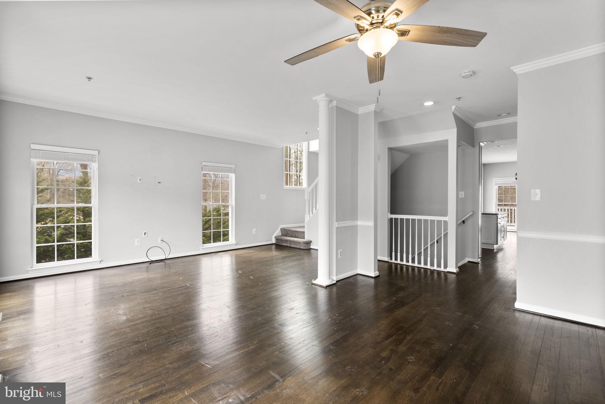 CROFTON MANOR - Residential