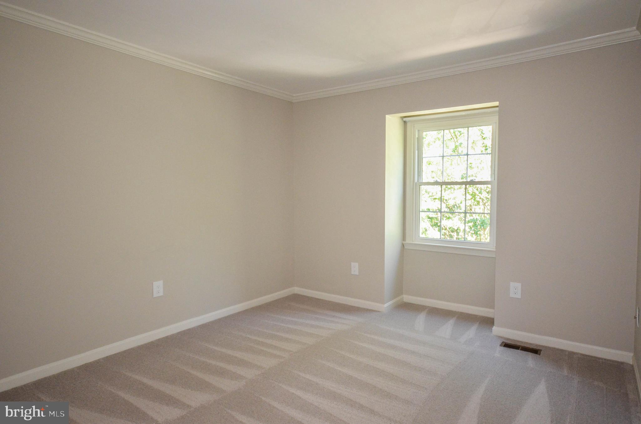 STRATTON COMMONS - Residential Lease