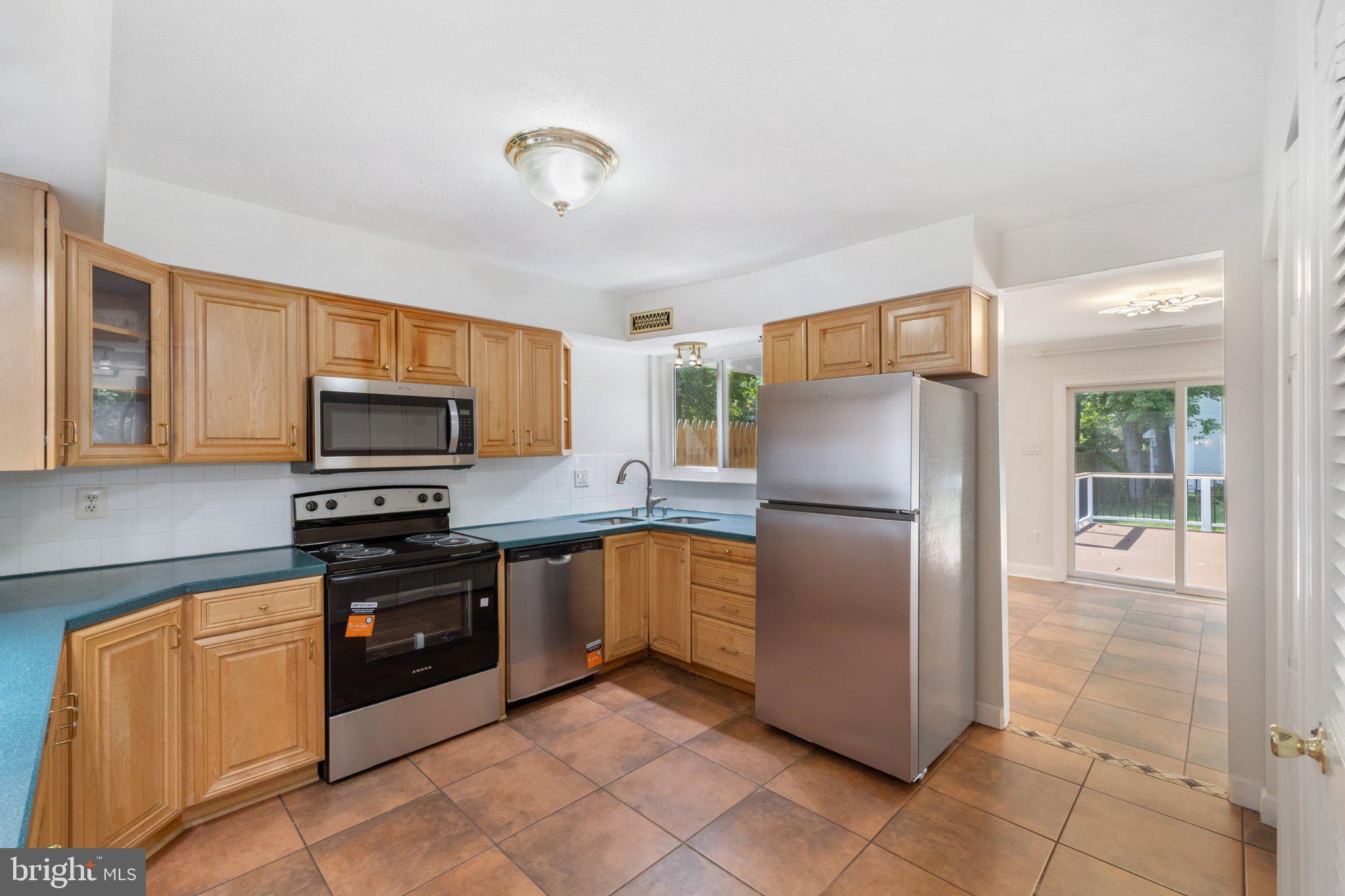 459 WINTERBERRY DRIVE
