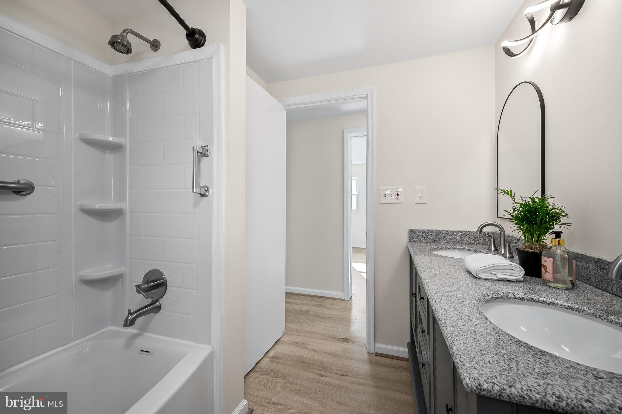 MIDRIVER PARK - Residential