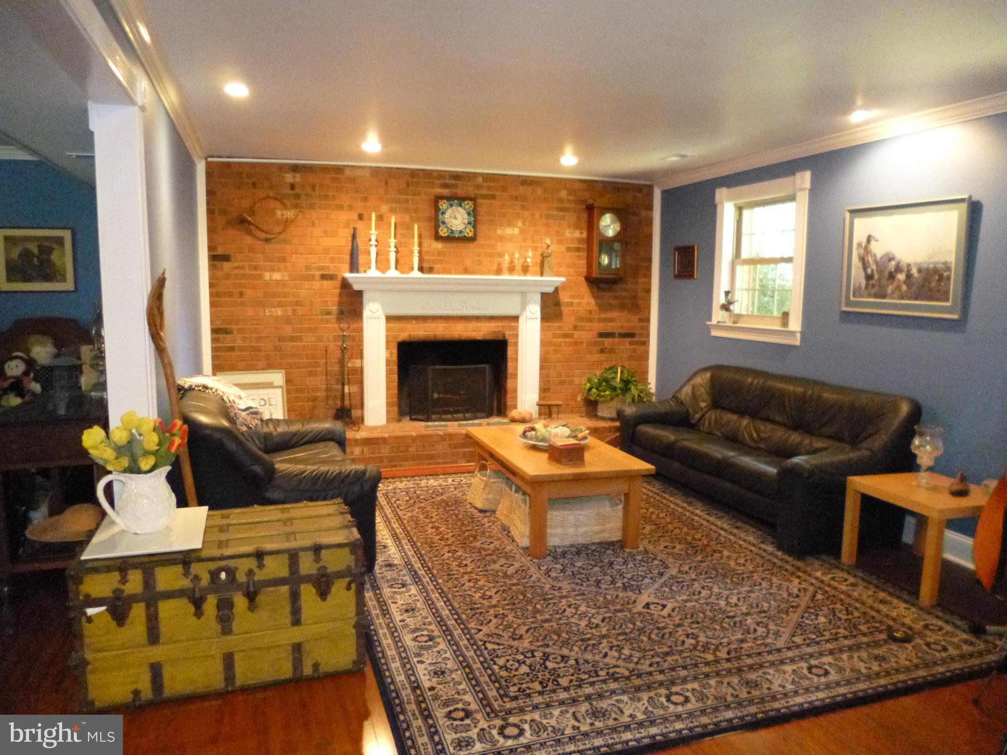 CLEARVIEW HEIGHTS - Residential Lease