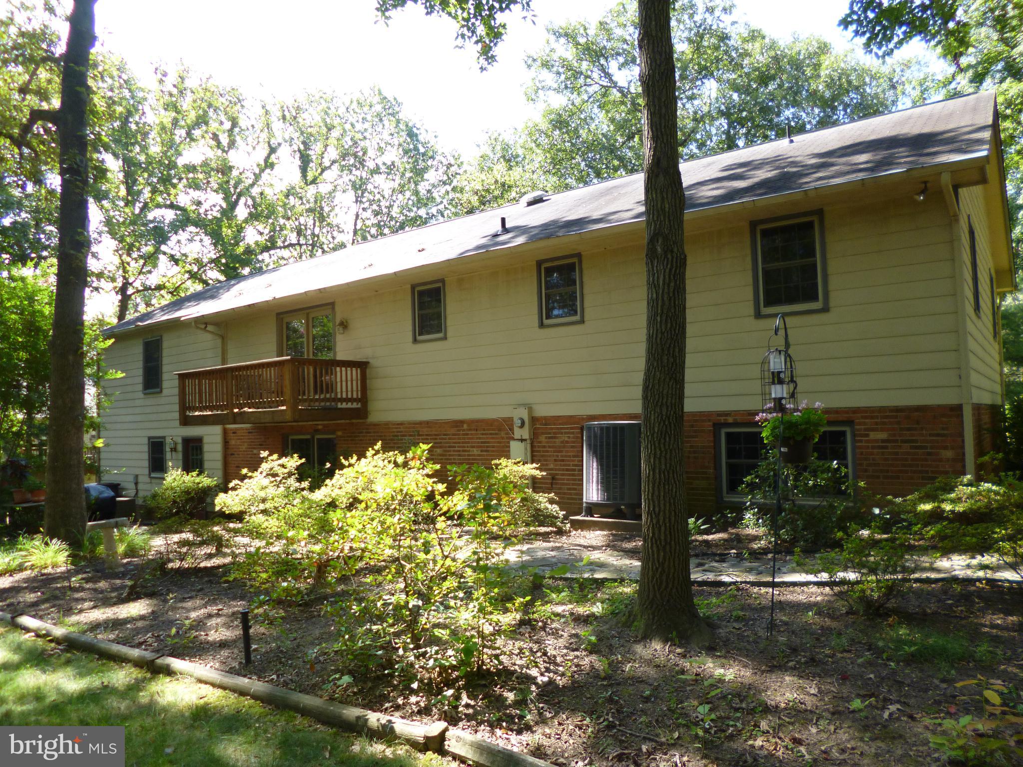 CLEARVIEW HEIGHTS - Residential Lease