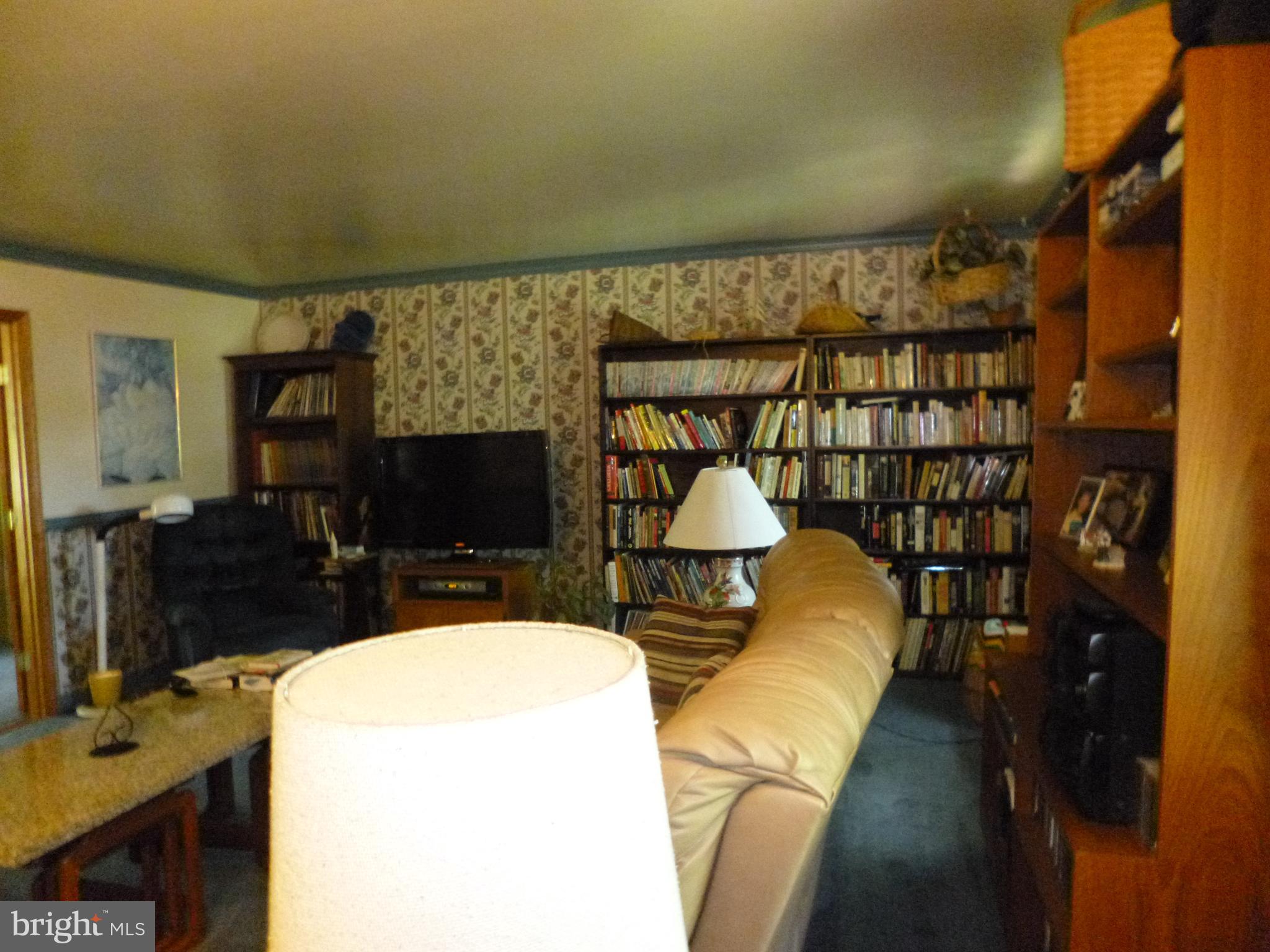 CLEARVIEW HEIGHTS - Residential Lease