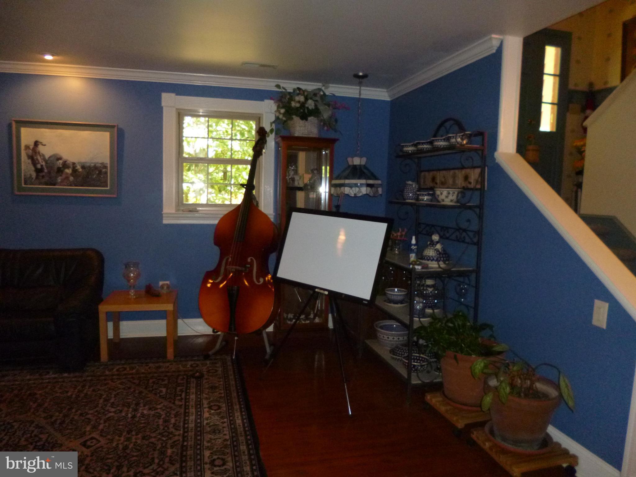 CLEARVIEW HEIGHTS - Residential Lease