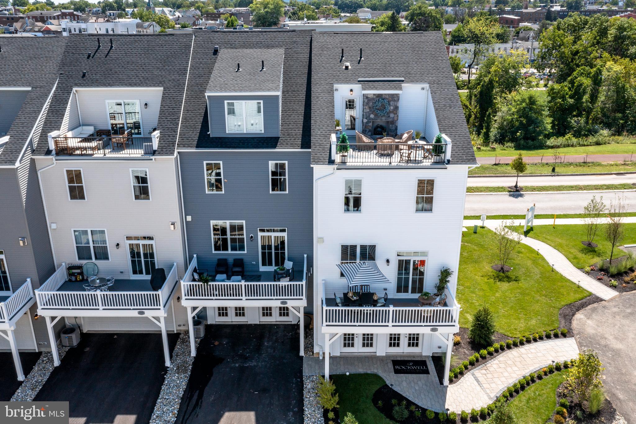 STEELPOINTE - Residential