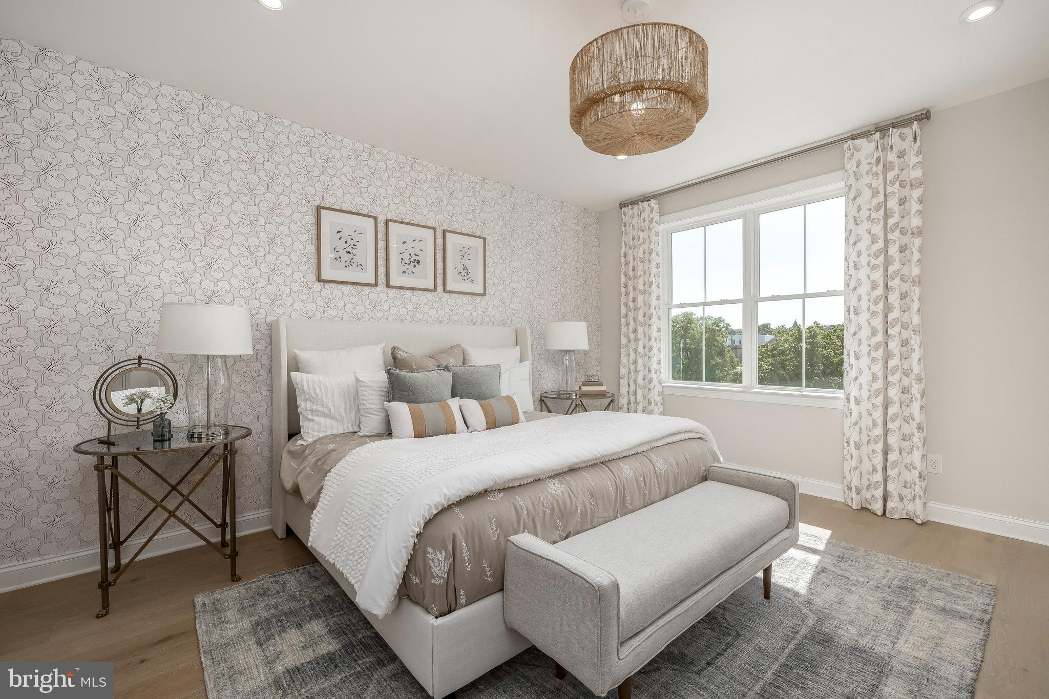 STEELPOINTE - Residential