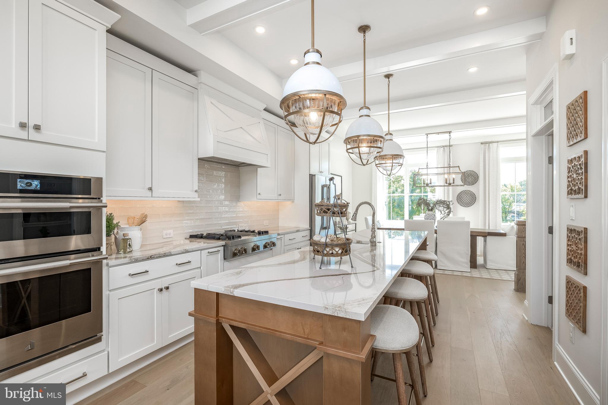 STEELPOINTE - Residential