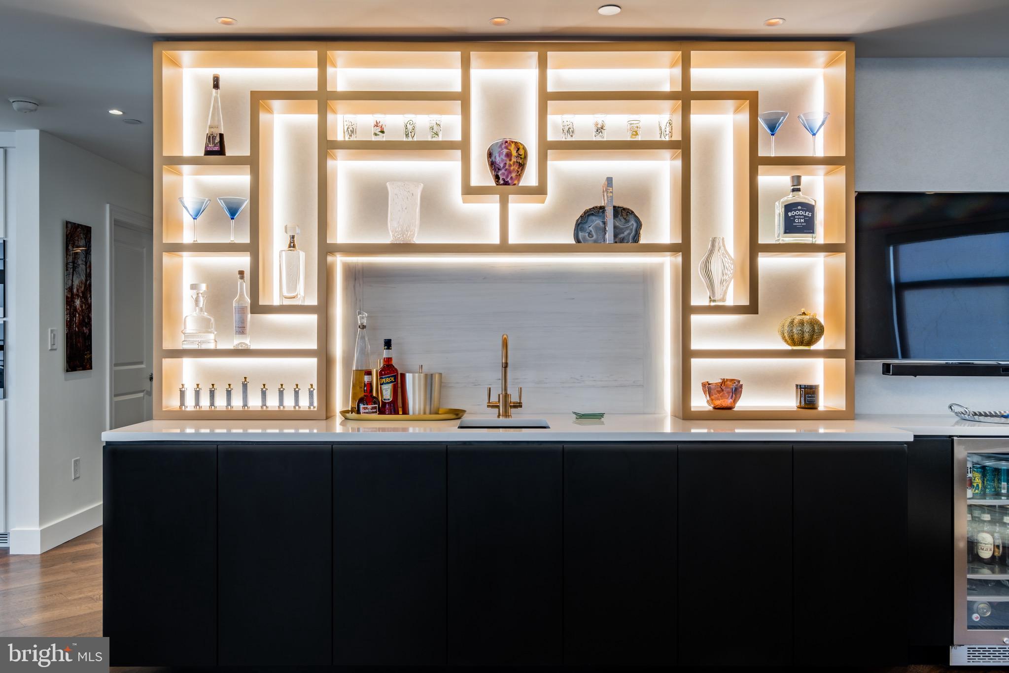 CENTER CITY - Residential