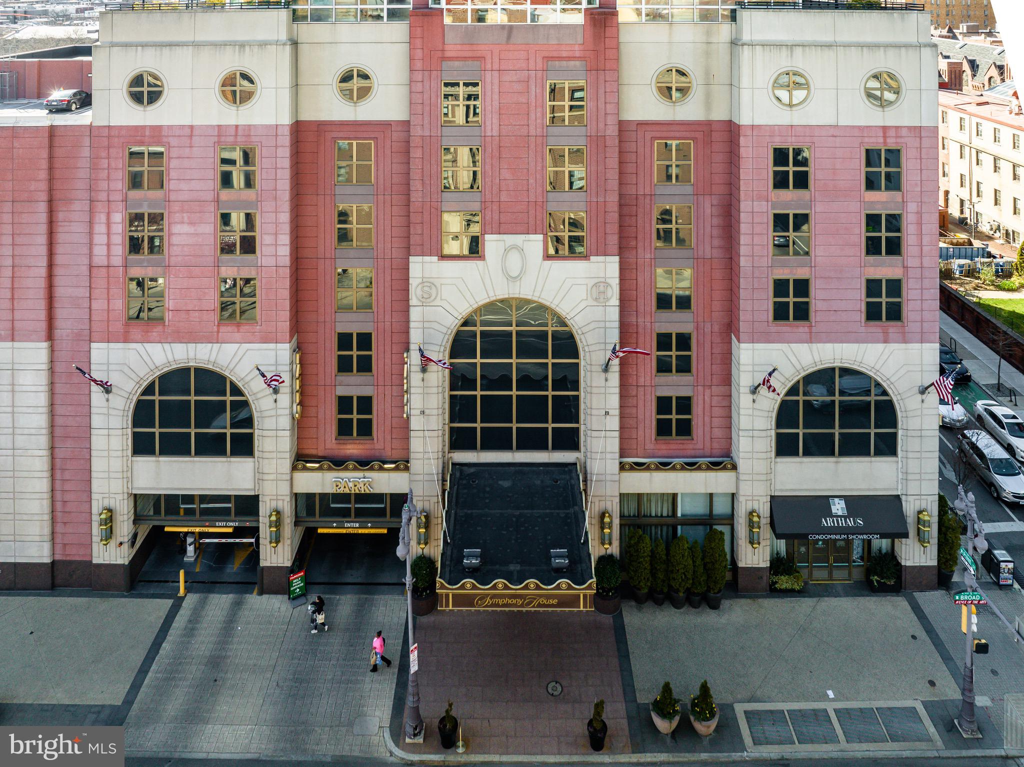 CENTER CITY - Residential