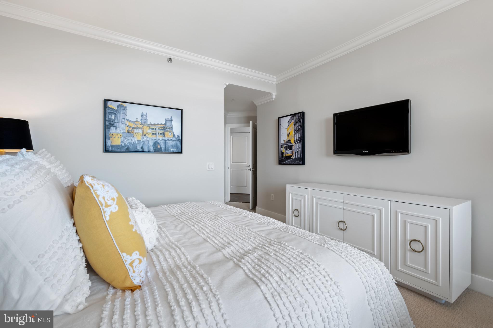 CENTER CITY - Residential