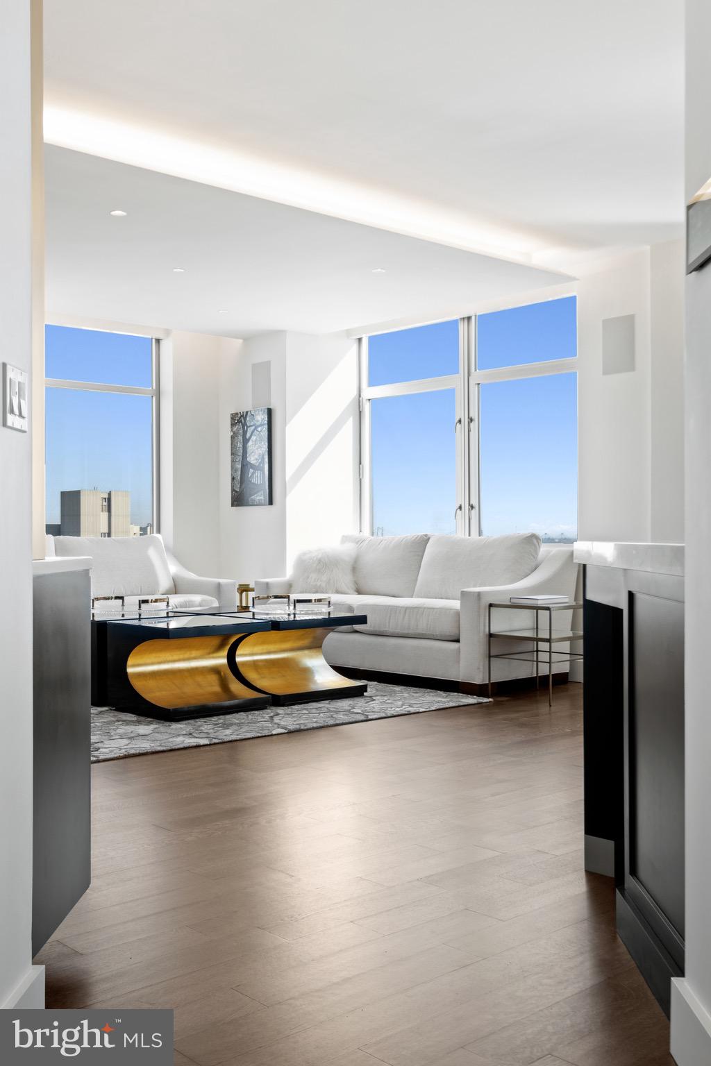 CENTER CITY - Residential