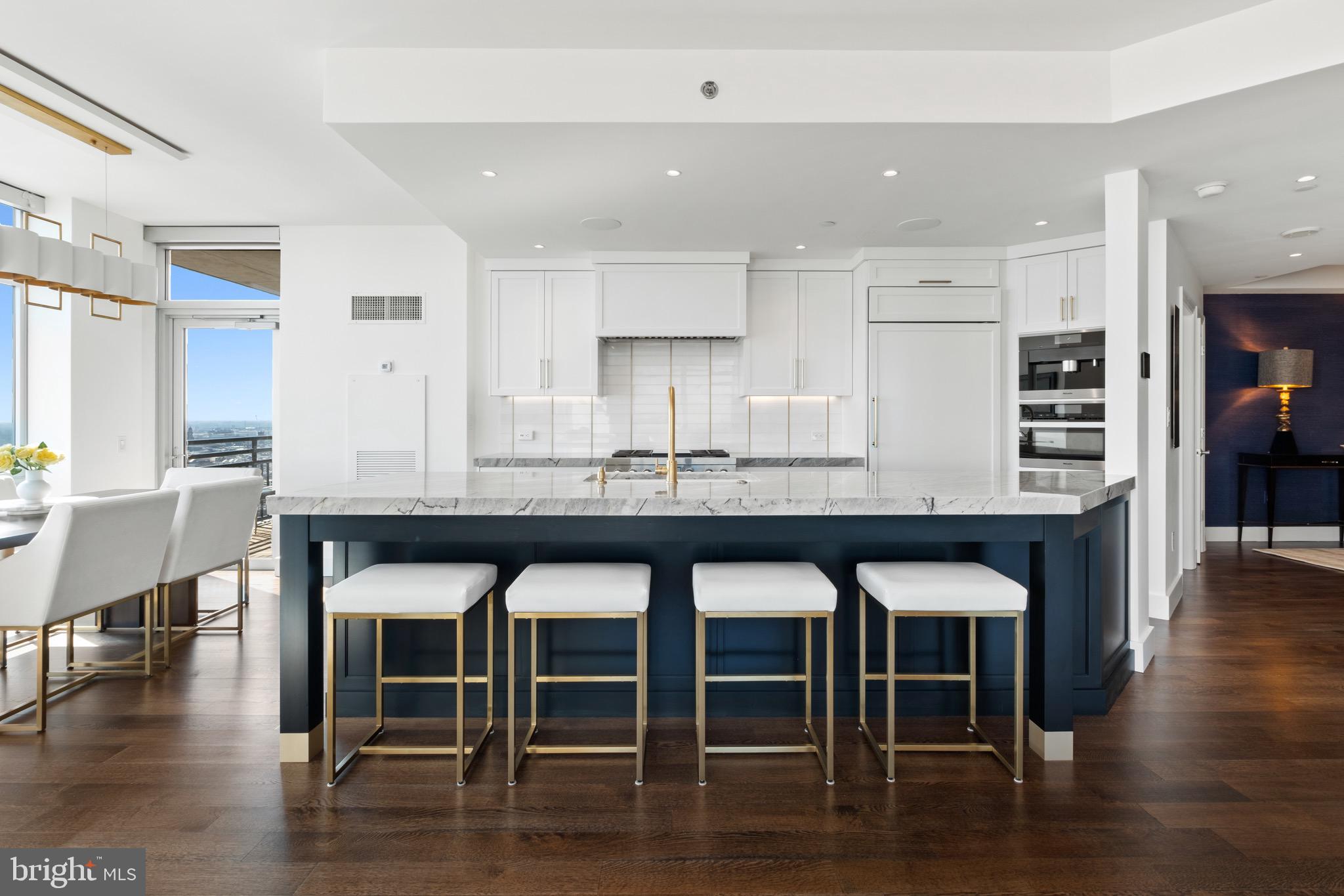 CENTER CITY - Residential