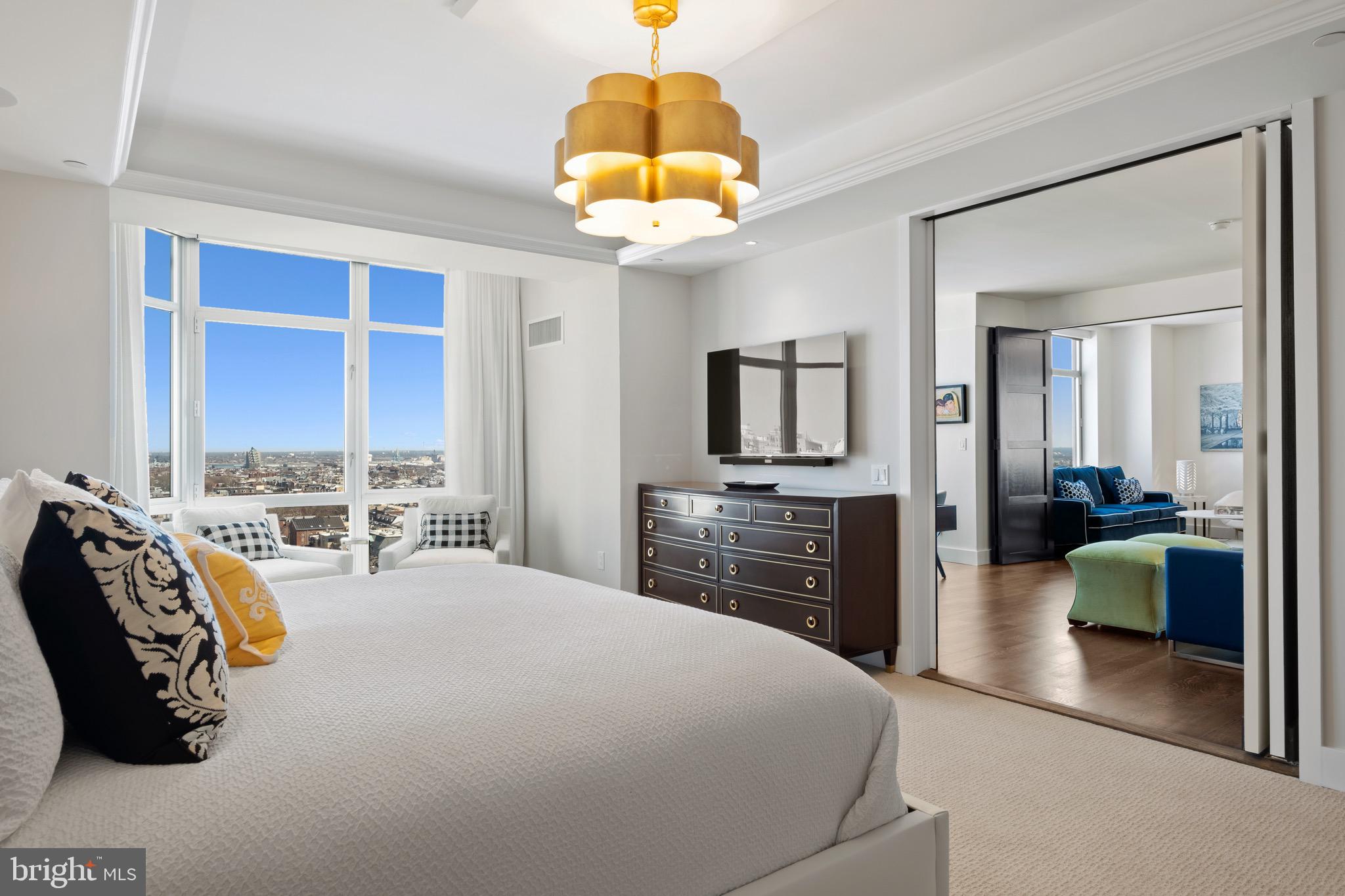 CENTER CITY - Residential