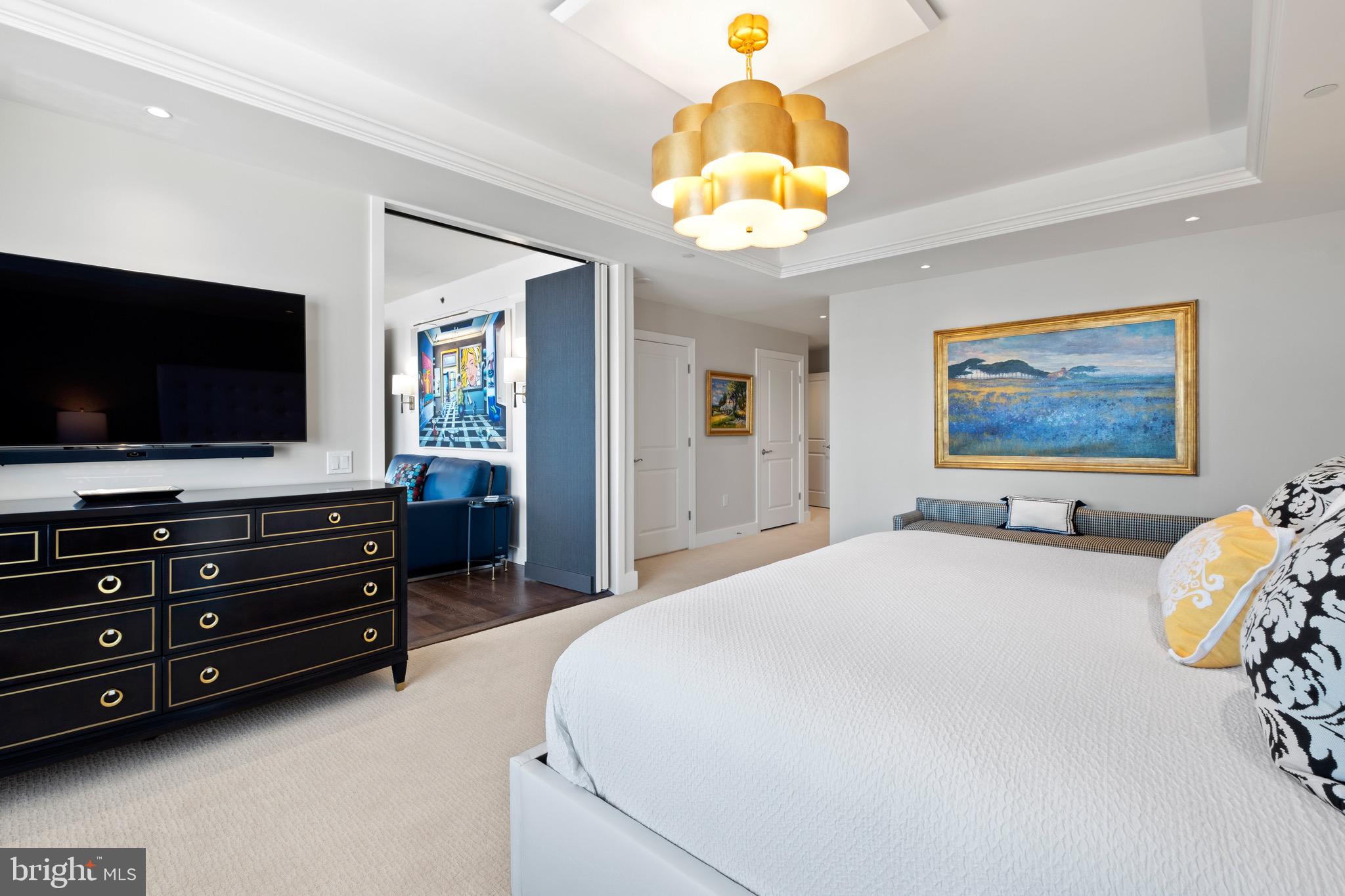 CENTER CITY - Residential