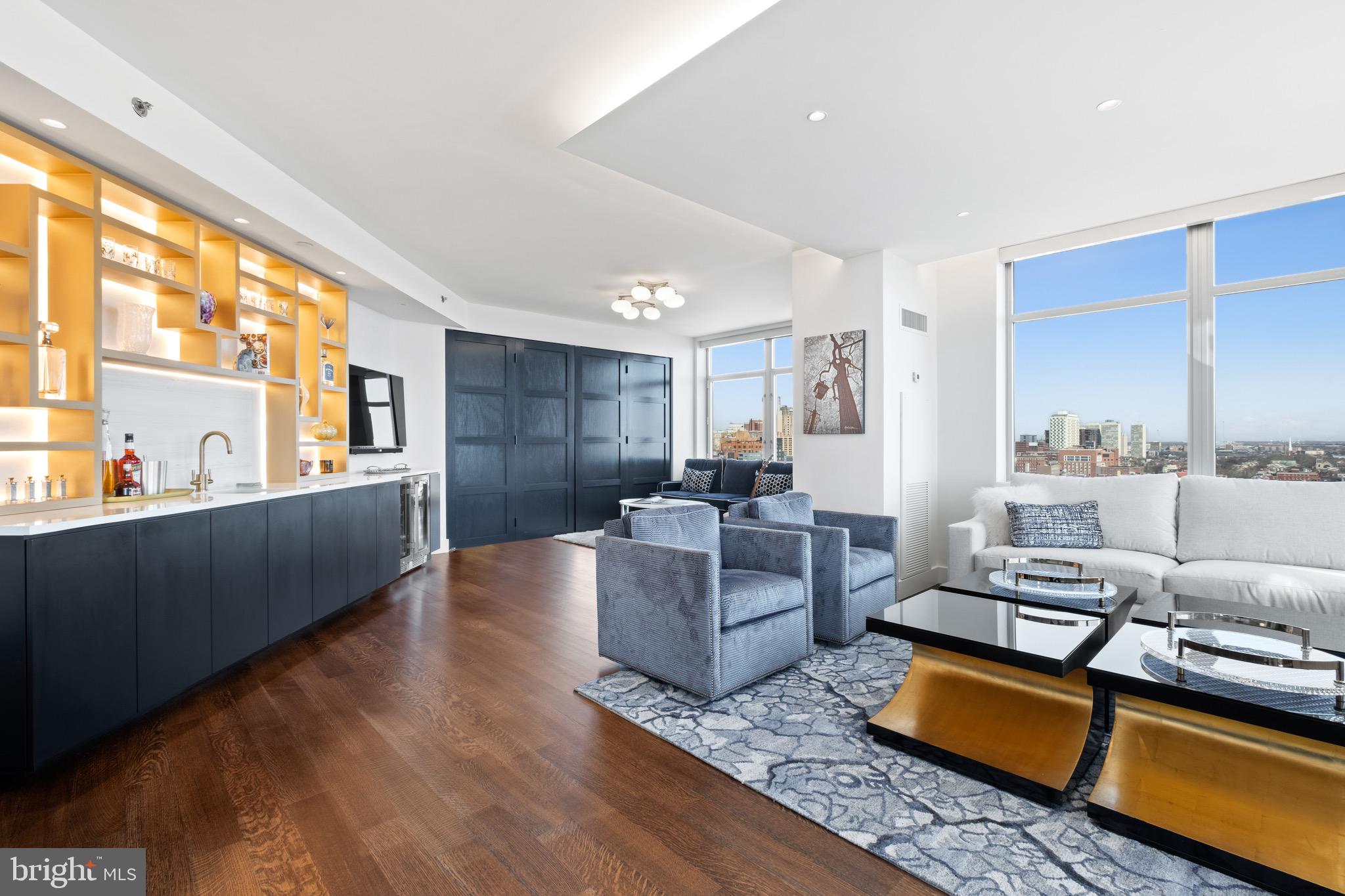 CENTER CITY - Residential