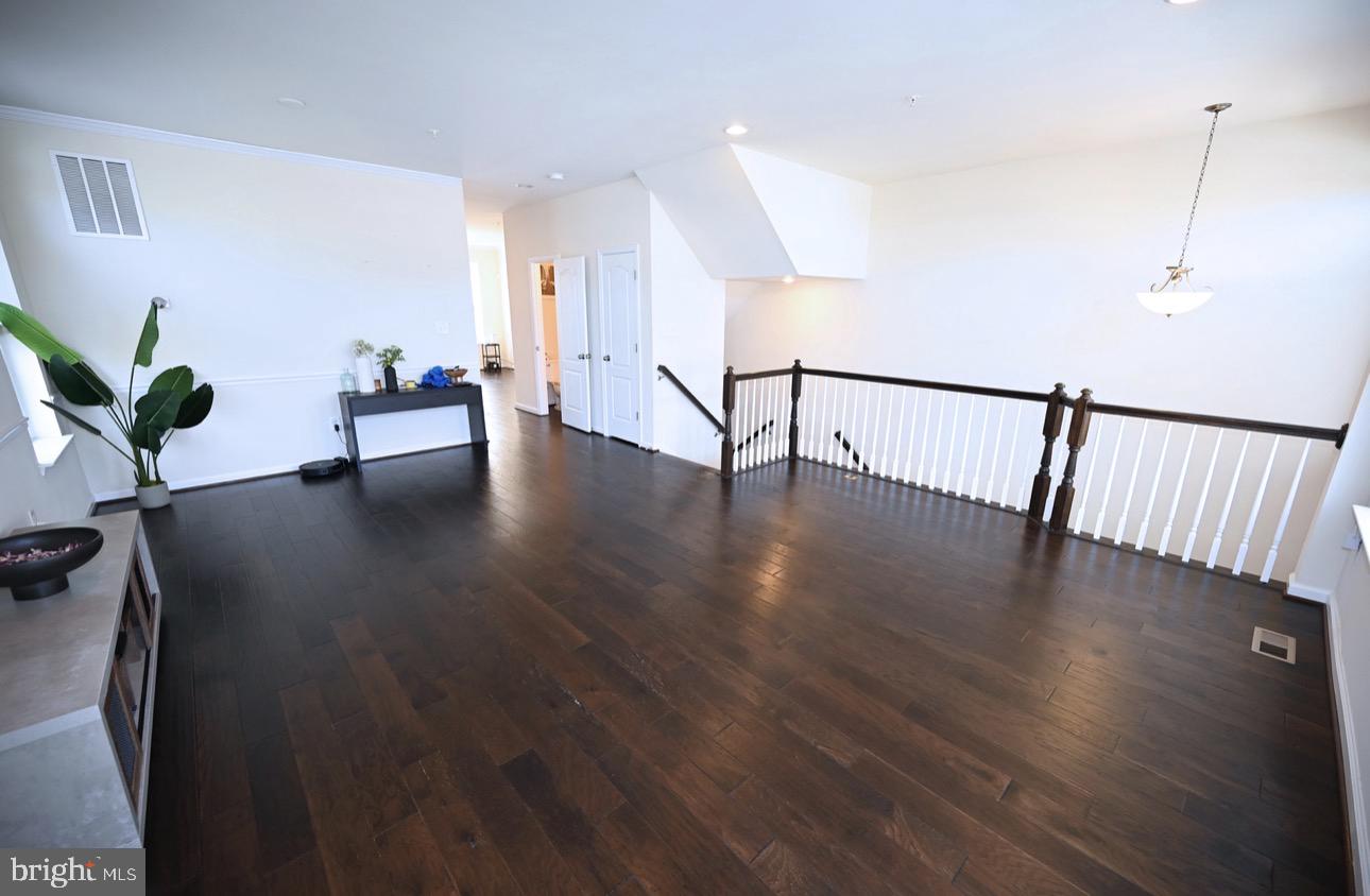 MILLHOUSE CREEK - Residential