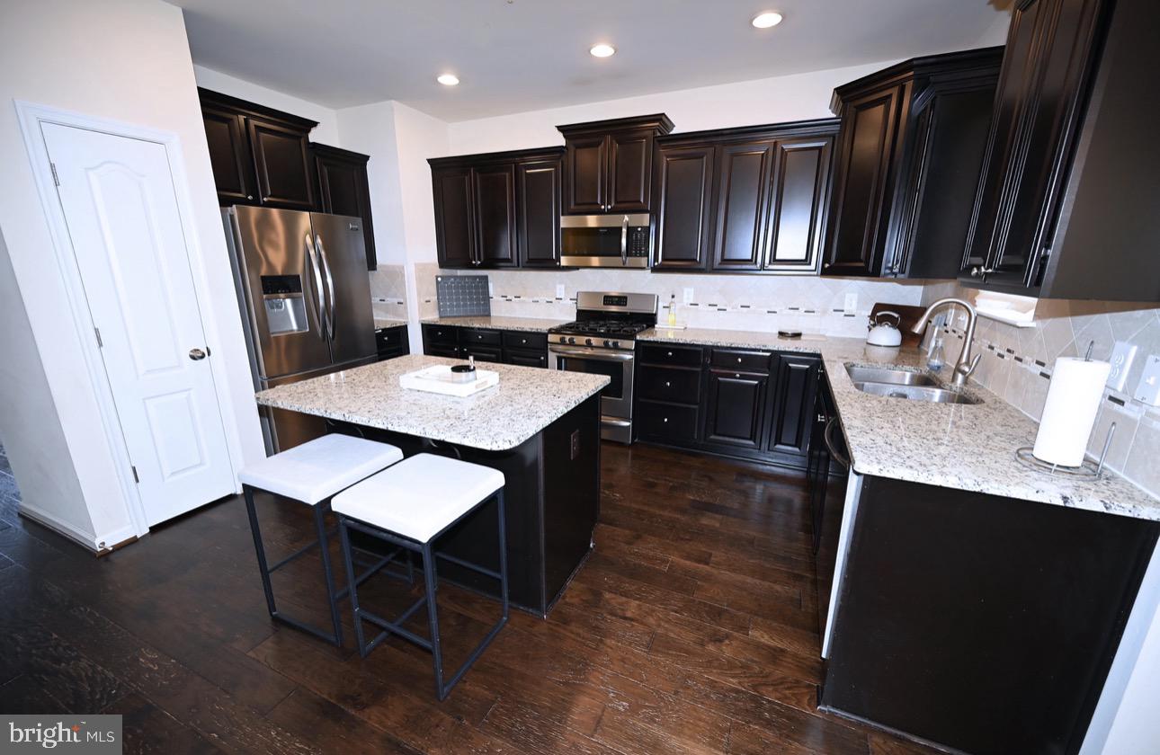 MILLHOUSE CREEK - Residential