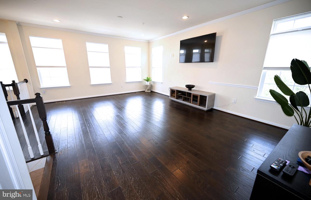 8103 MILL FALL COURT