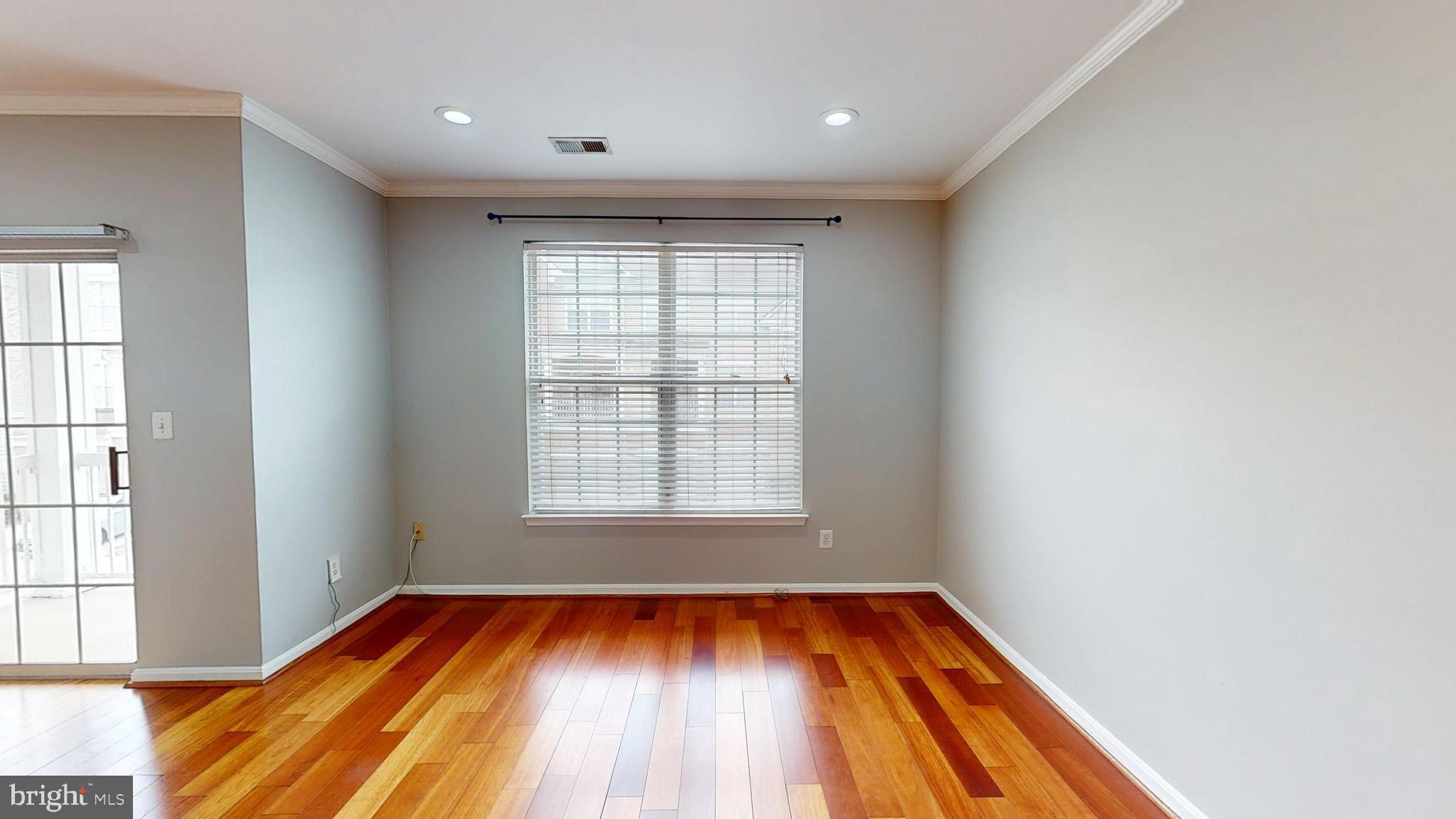 HAMPSHIRE HALL - Residential