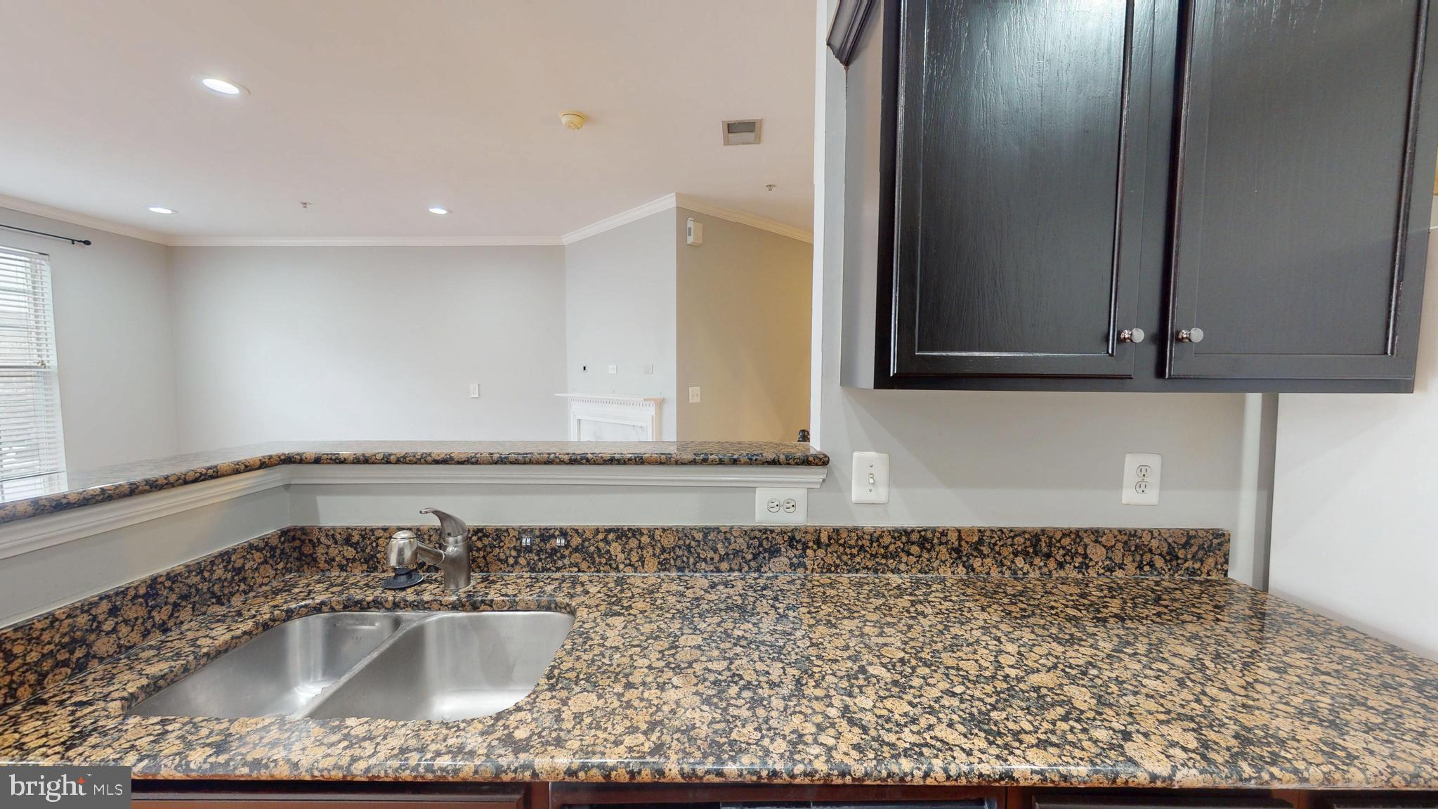 HAMPSHIRE HALL - Residential