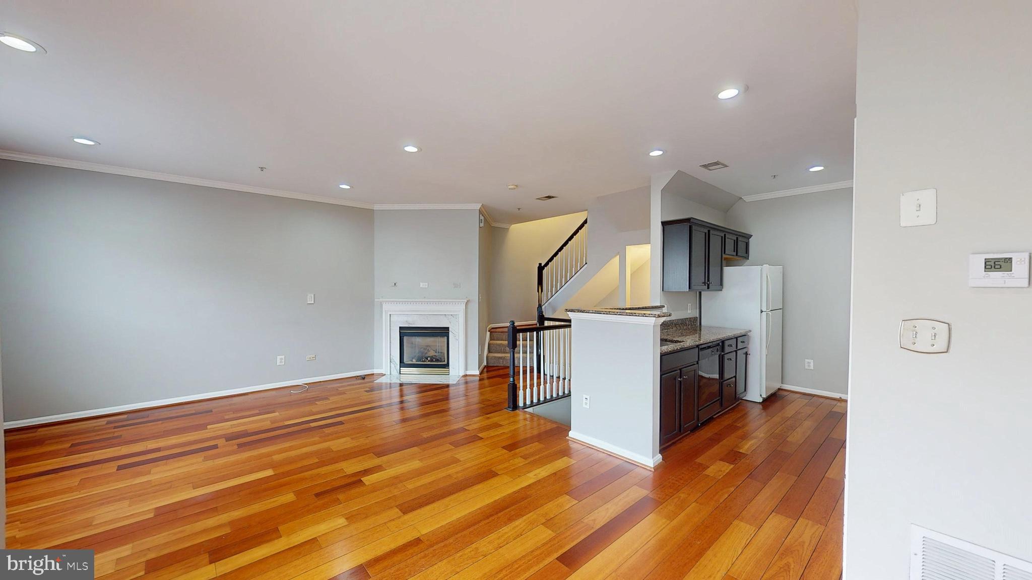 HAMPSHIRE HALL - Residential