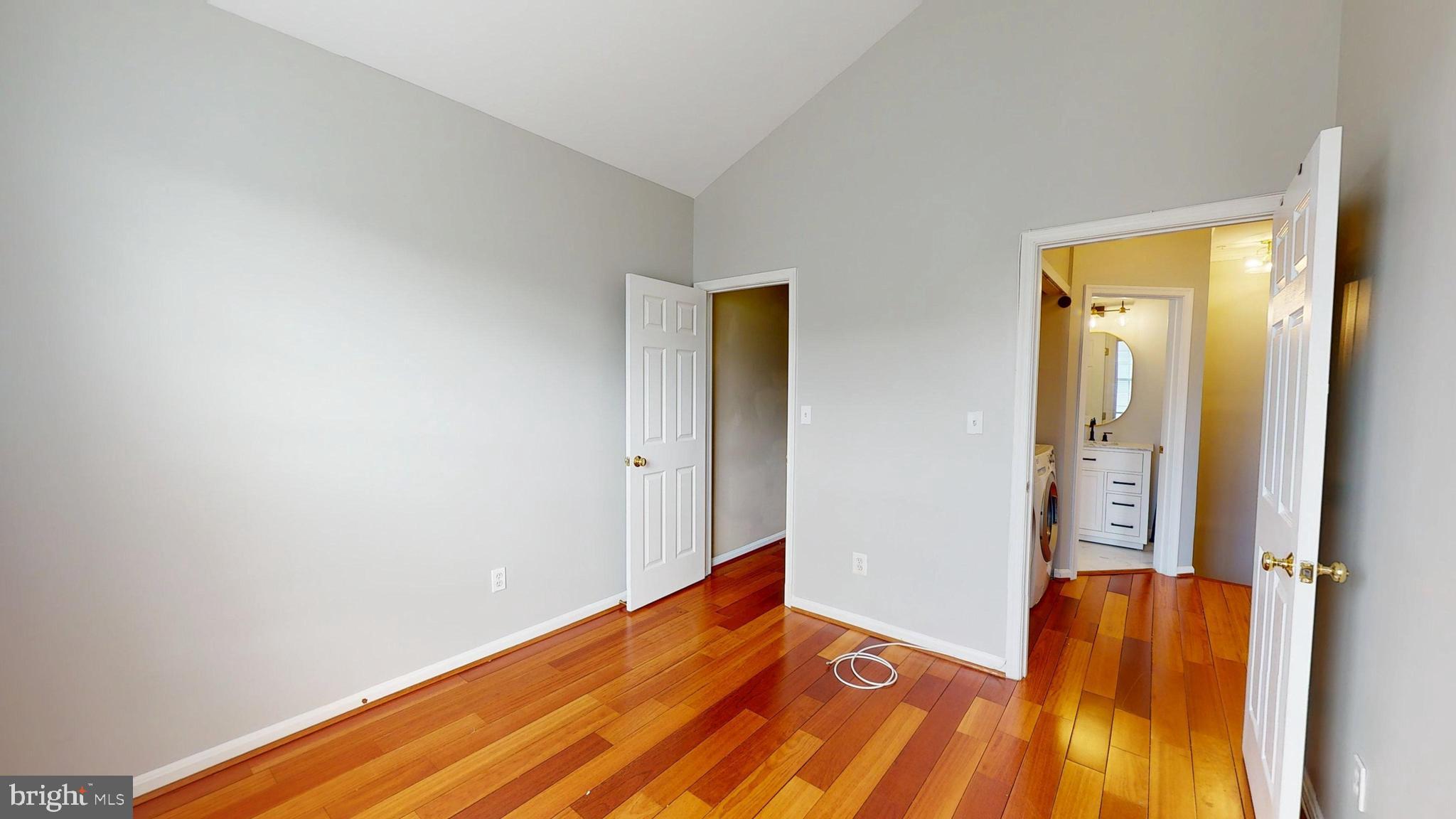 HAMPSHIRE HALL - Residential