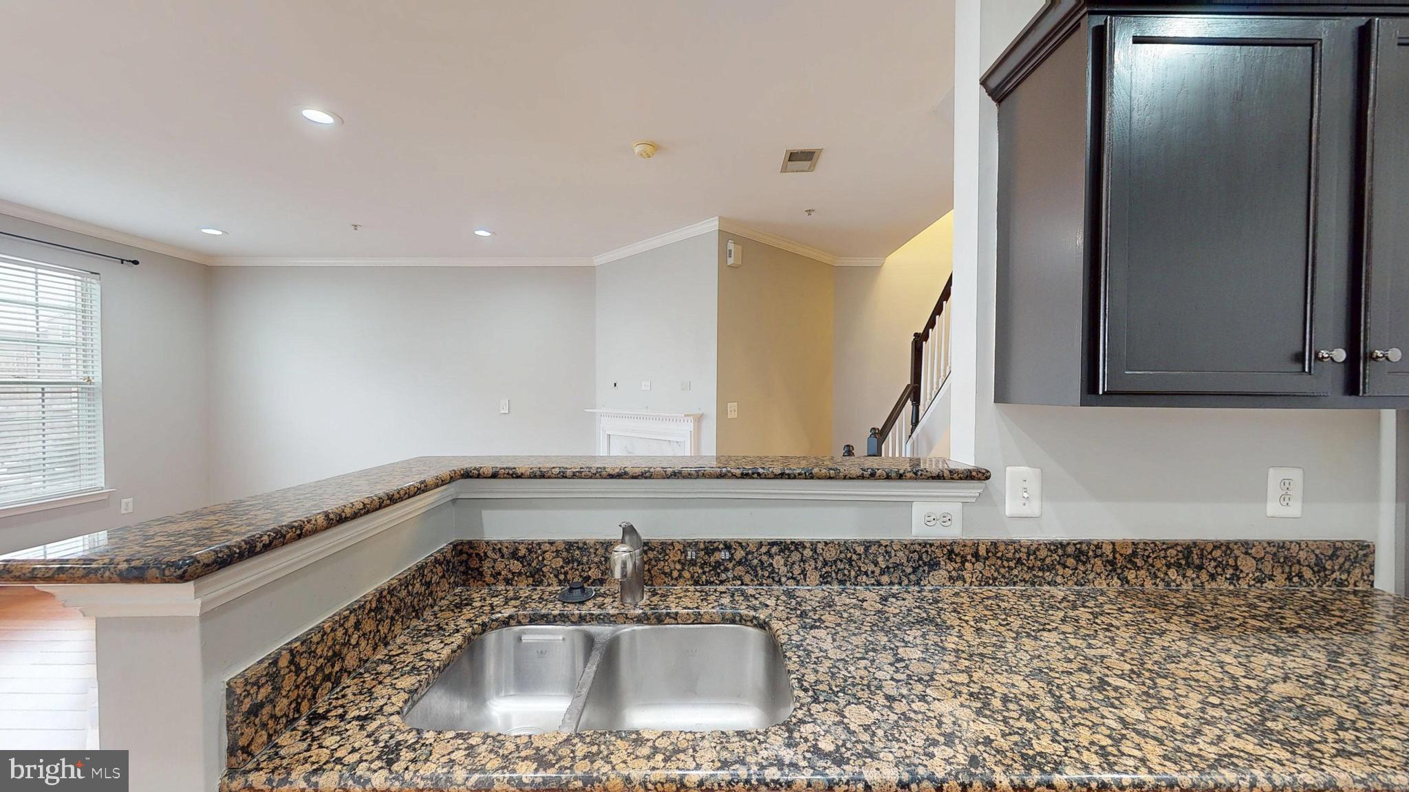 HAMPSHIRE HALL - Residential