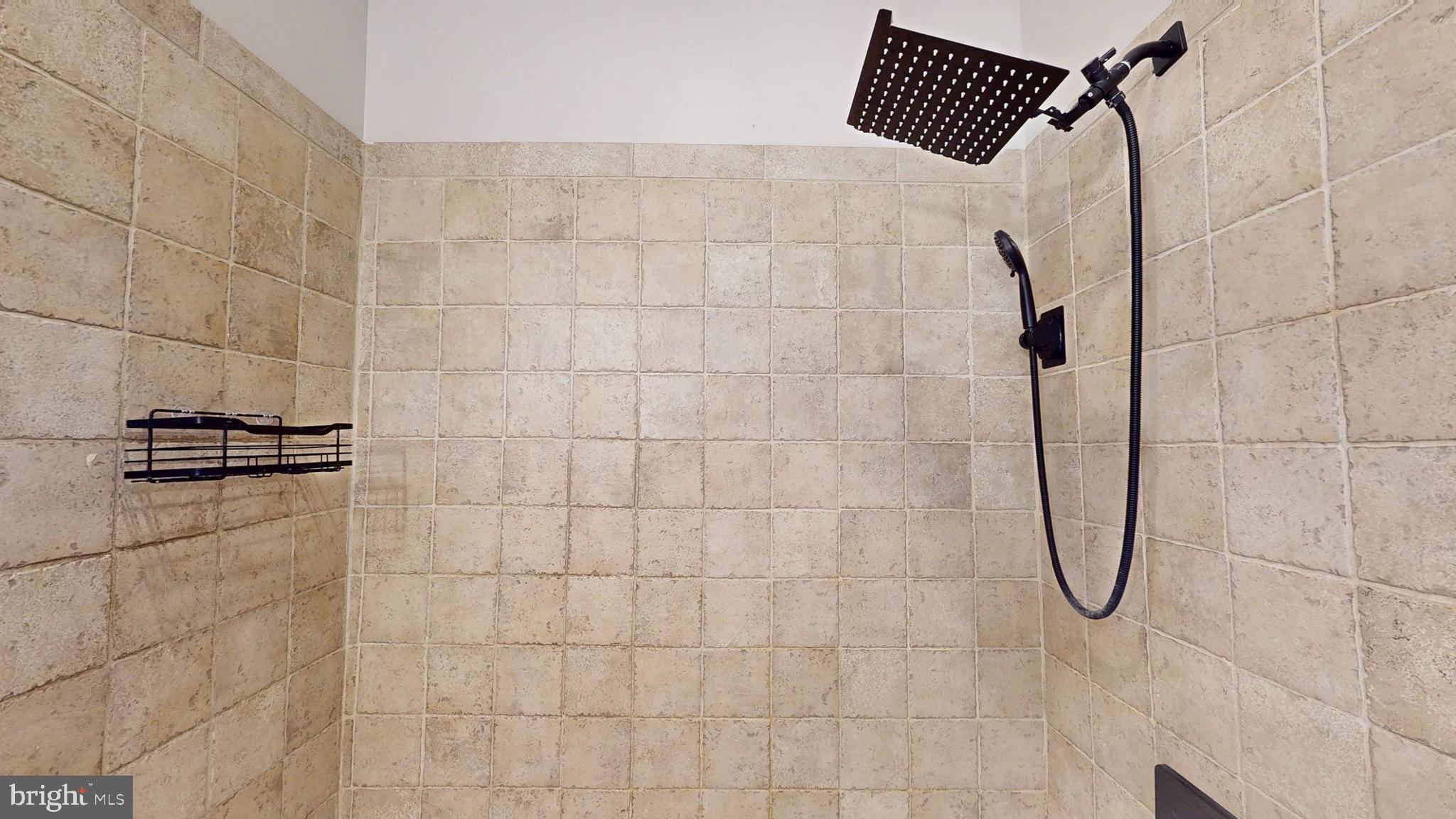 HAMPSHIRE HALL - Residential