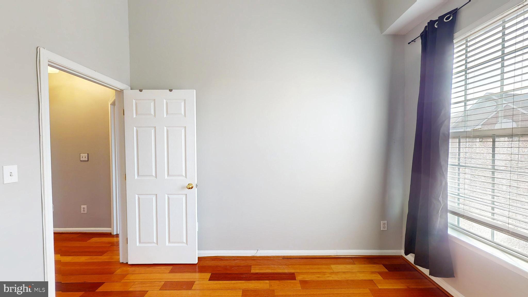 HAMPSHIRE HALL - Residential