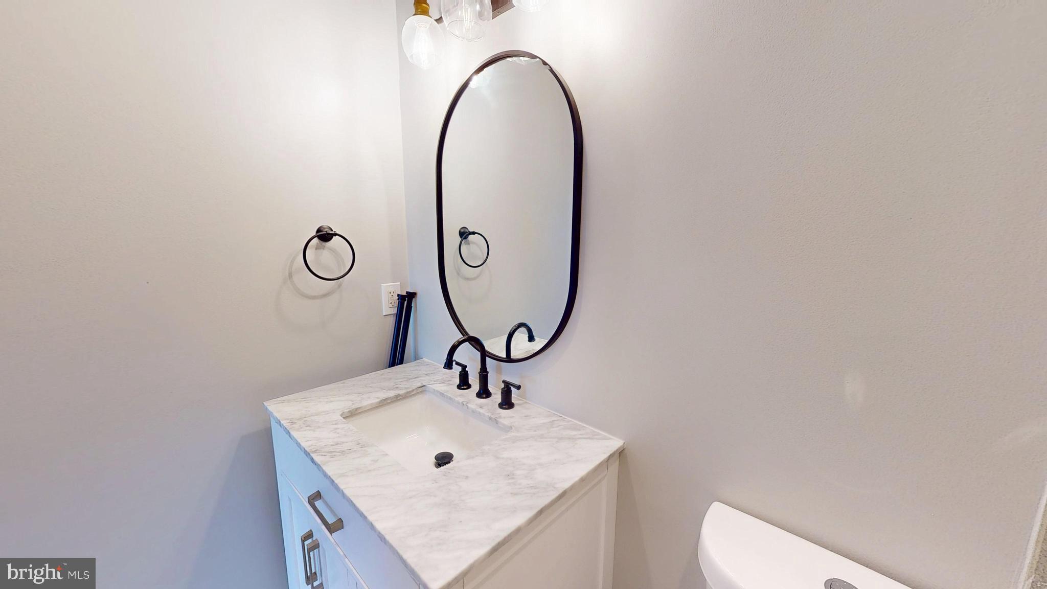 HAMPSHIRE HALL - Residential