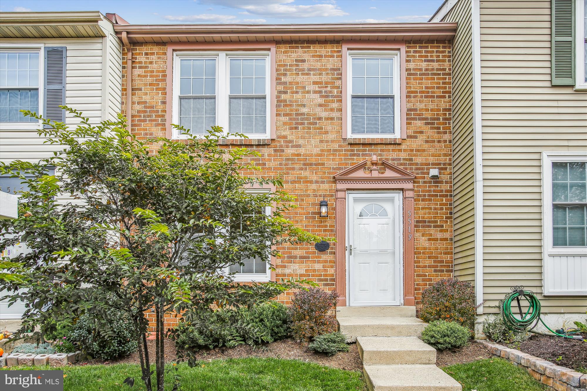 WHITFIELD GREEN - Residential Lease