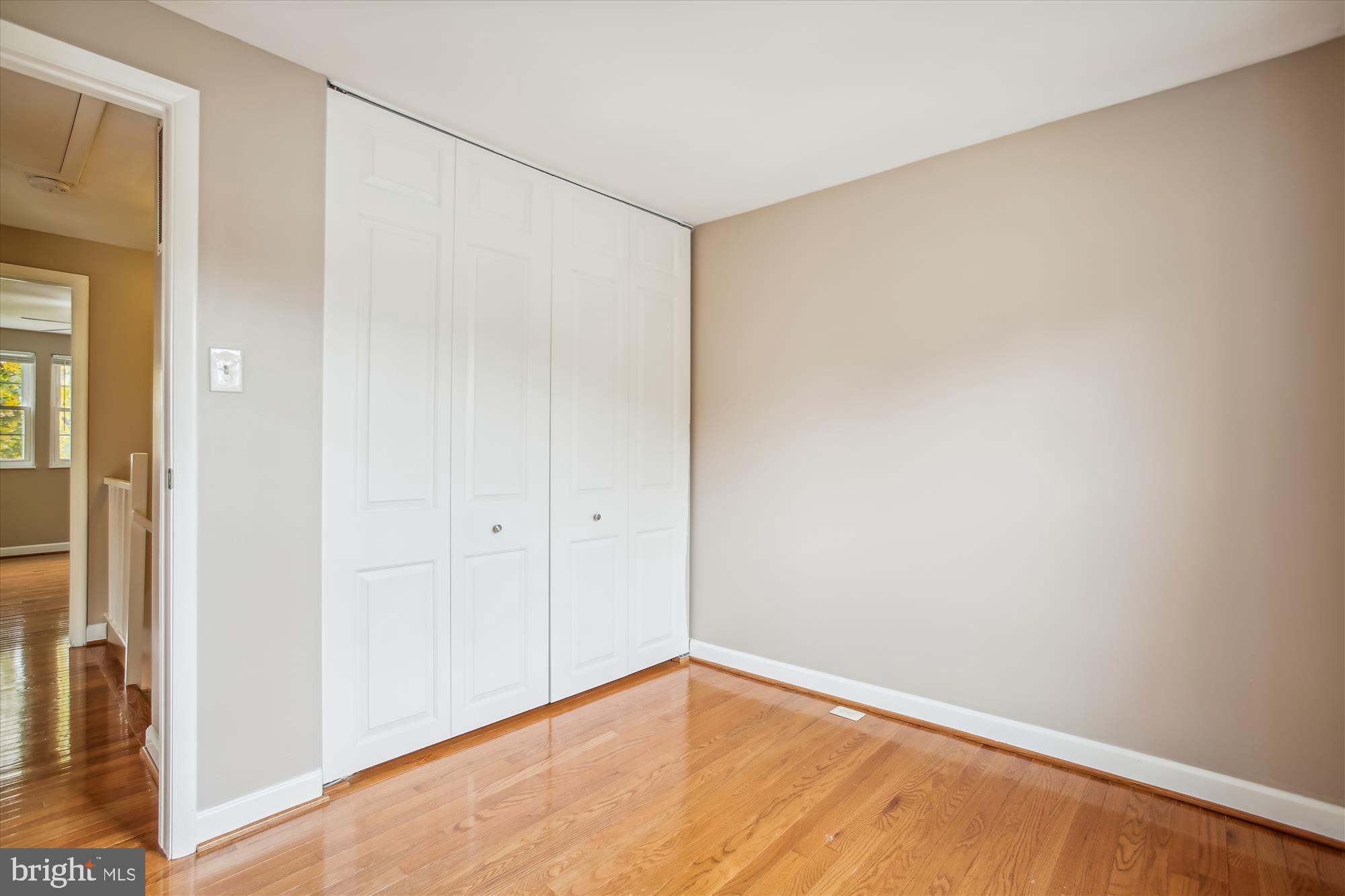 WHITFIELD GREEN - Residential Lease