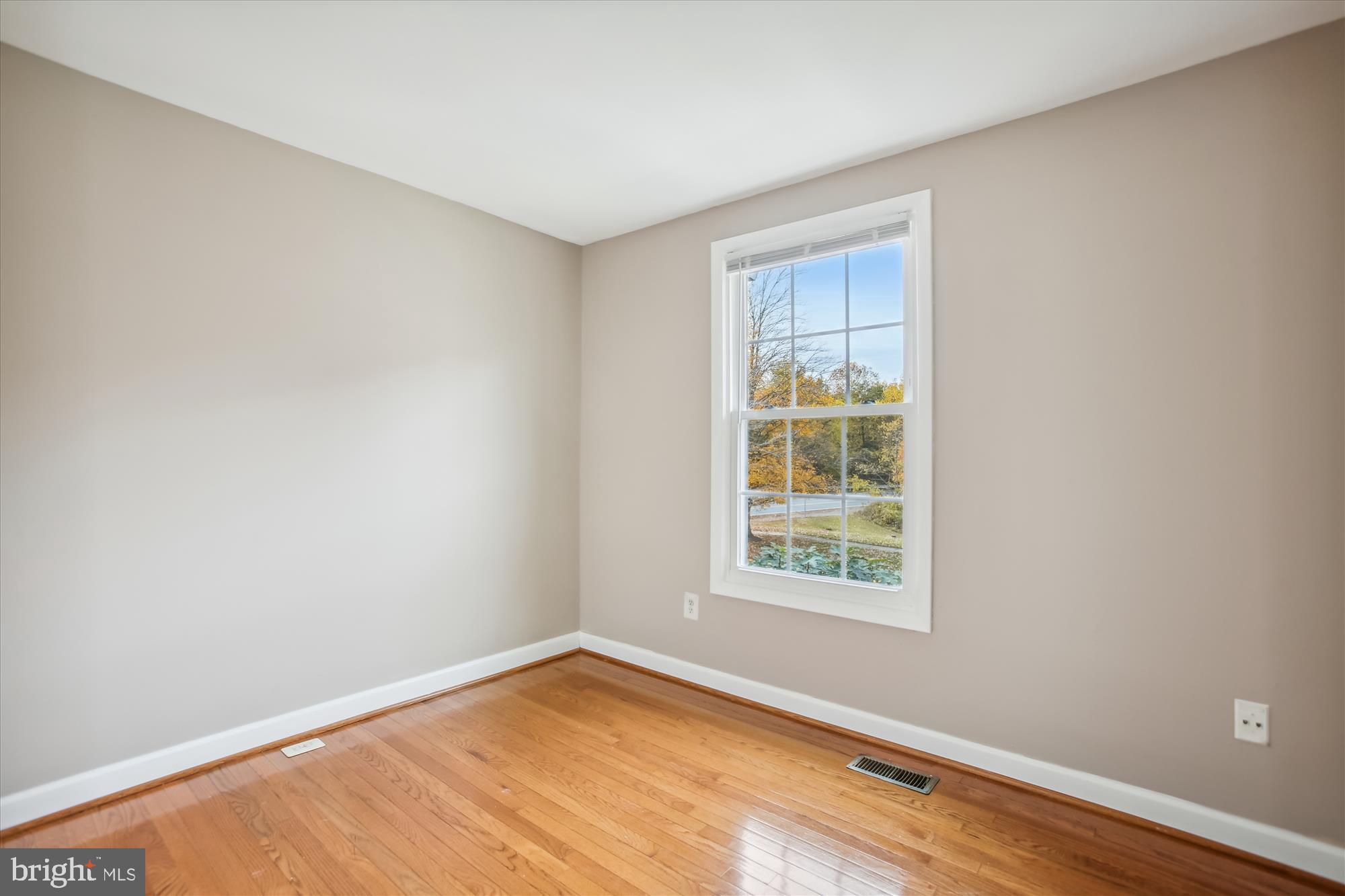 WHITFIELD GREEN - Residential Lease