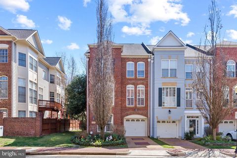 Photo of 234 Murtha Street, ALEXANDRIA, VA 22304 (MLS # VAAX2054614)