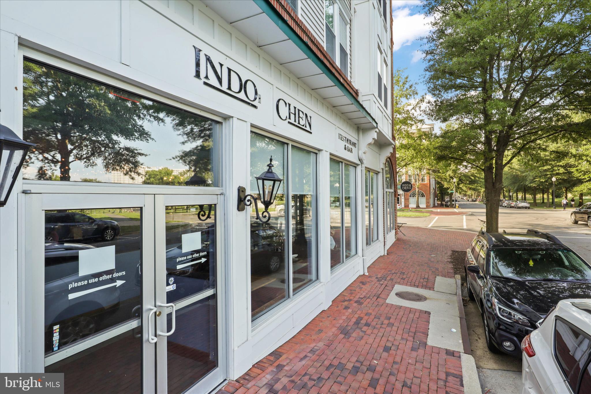 CAMERON STATION - Residential