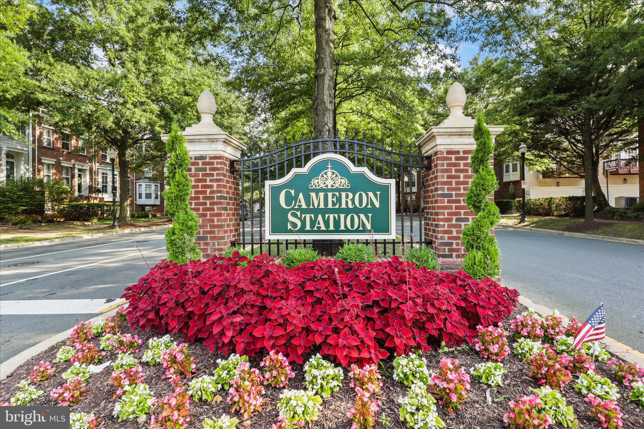 CAMERON STATION - Residential