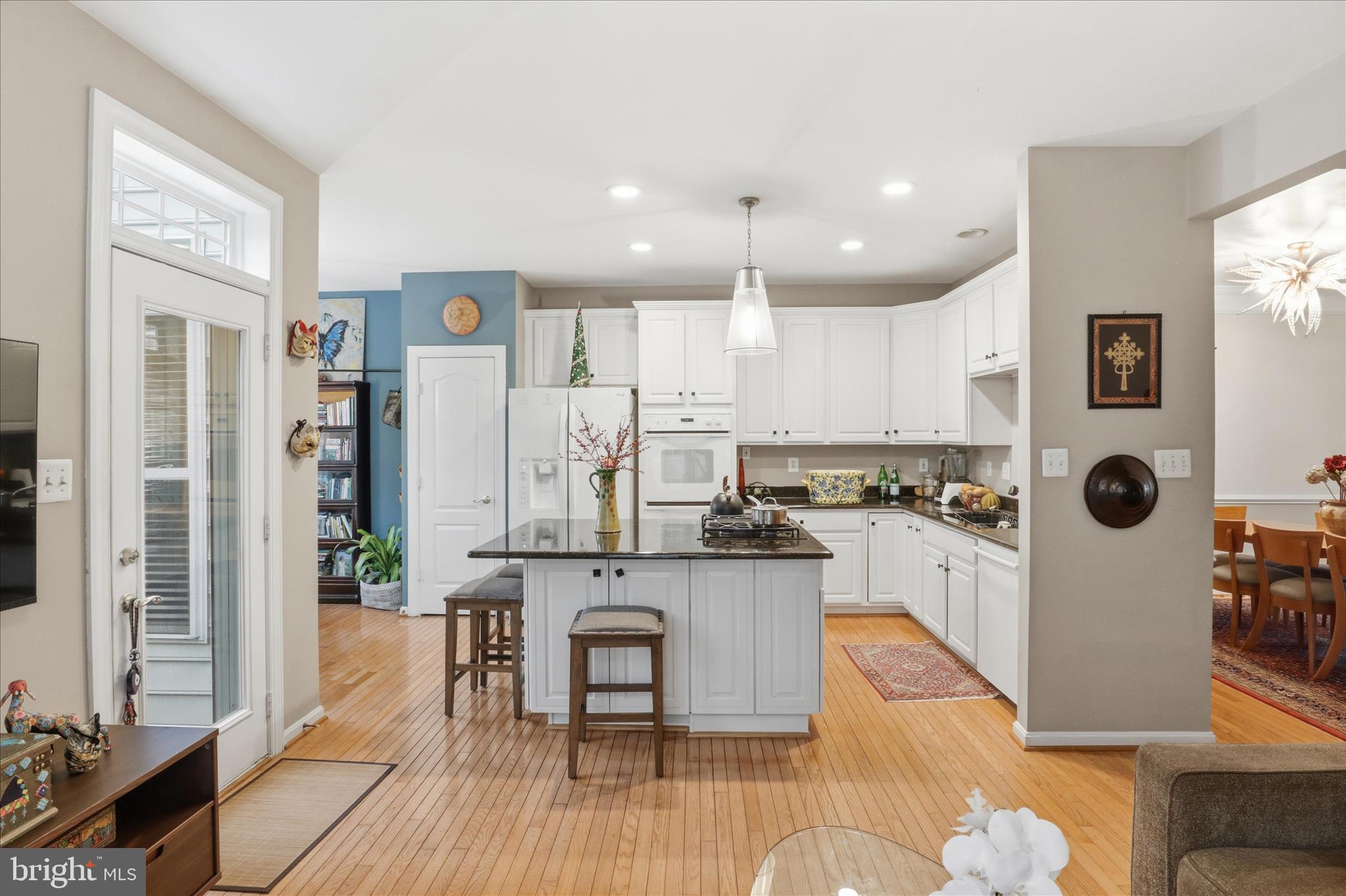 CAMERON STATION - Residential