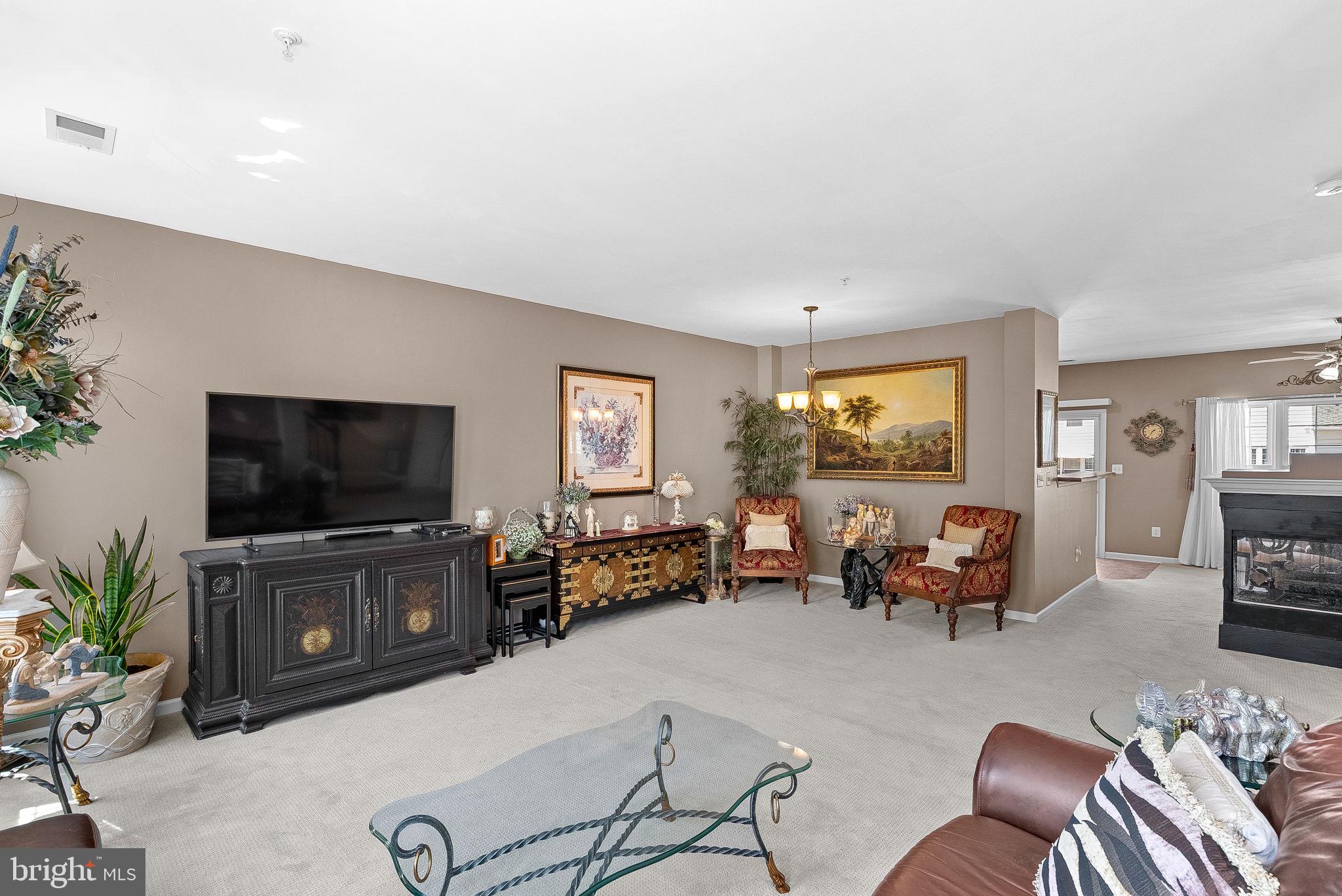 AMBER SPRING CONDOMINIUMS - Residential