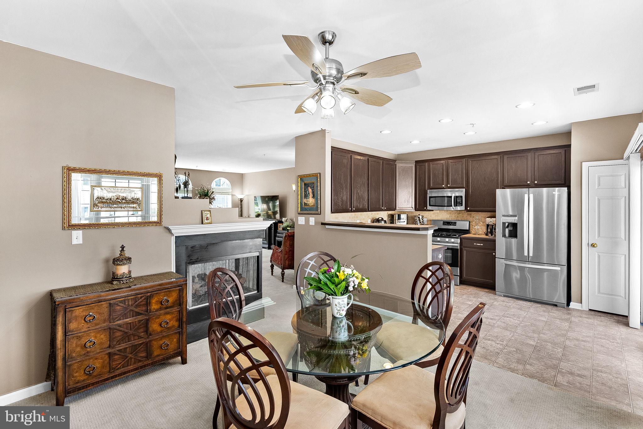 AMBER SPRING CONDOMINIUMS - Residential