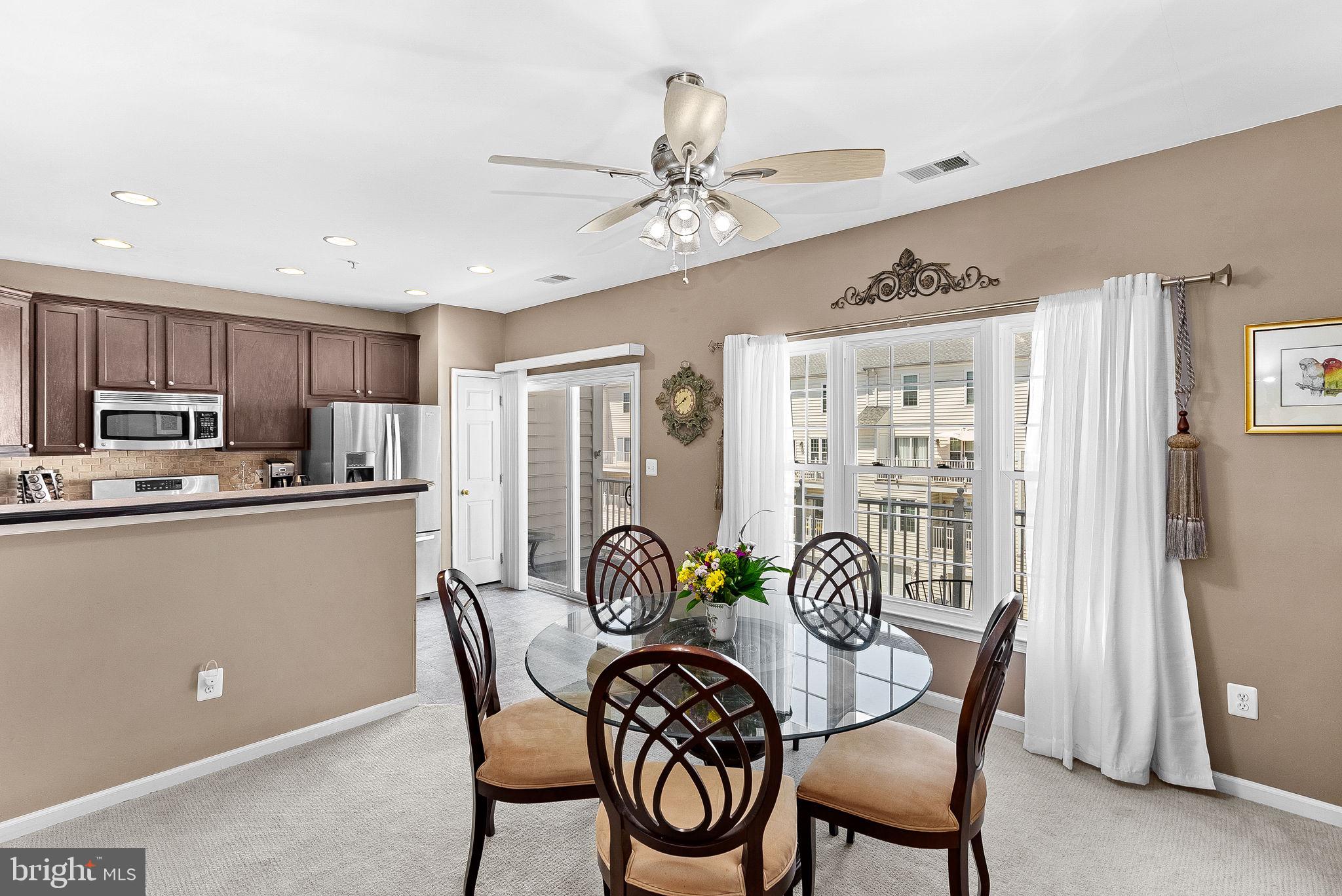 AMBER SPRING CONDOMINIUMS - Residential
