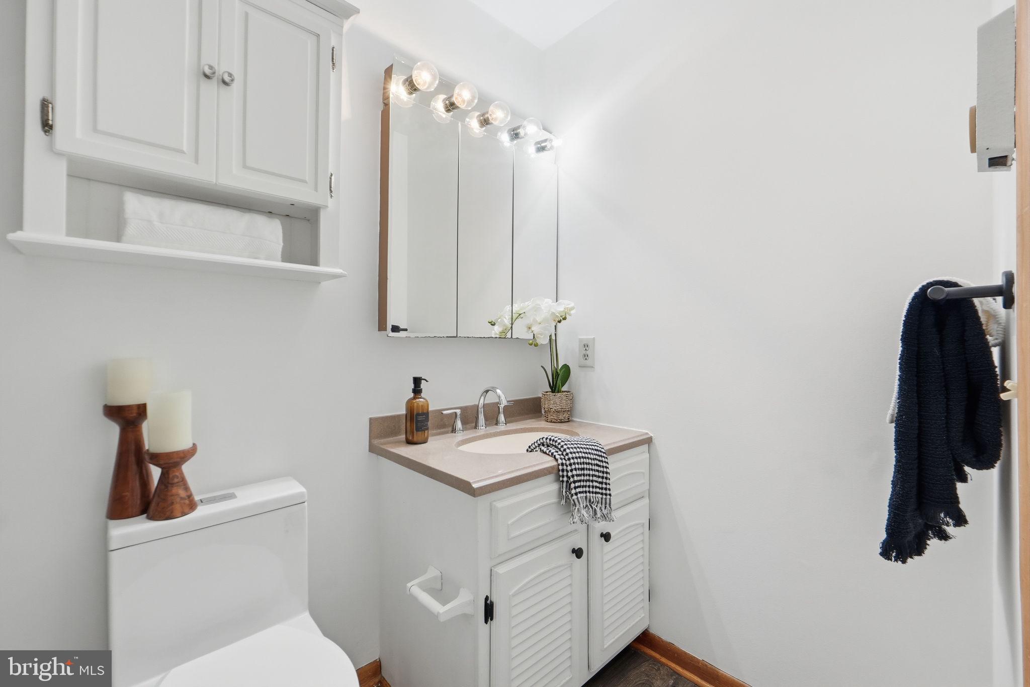 NEW MIDWAY - Residential