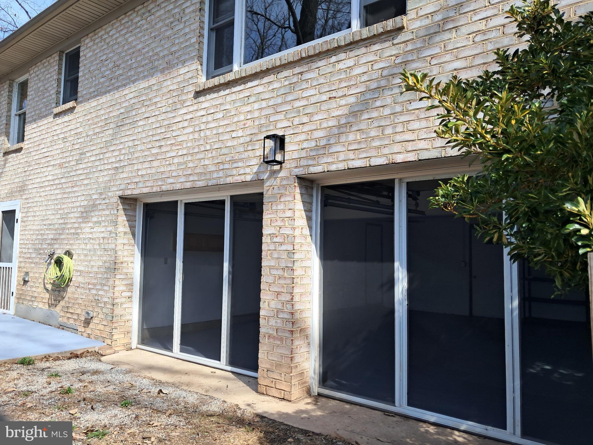 NEW MIDWAY - Residential